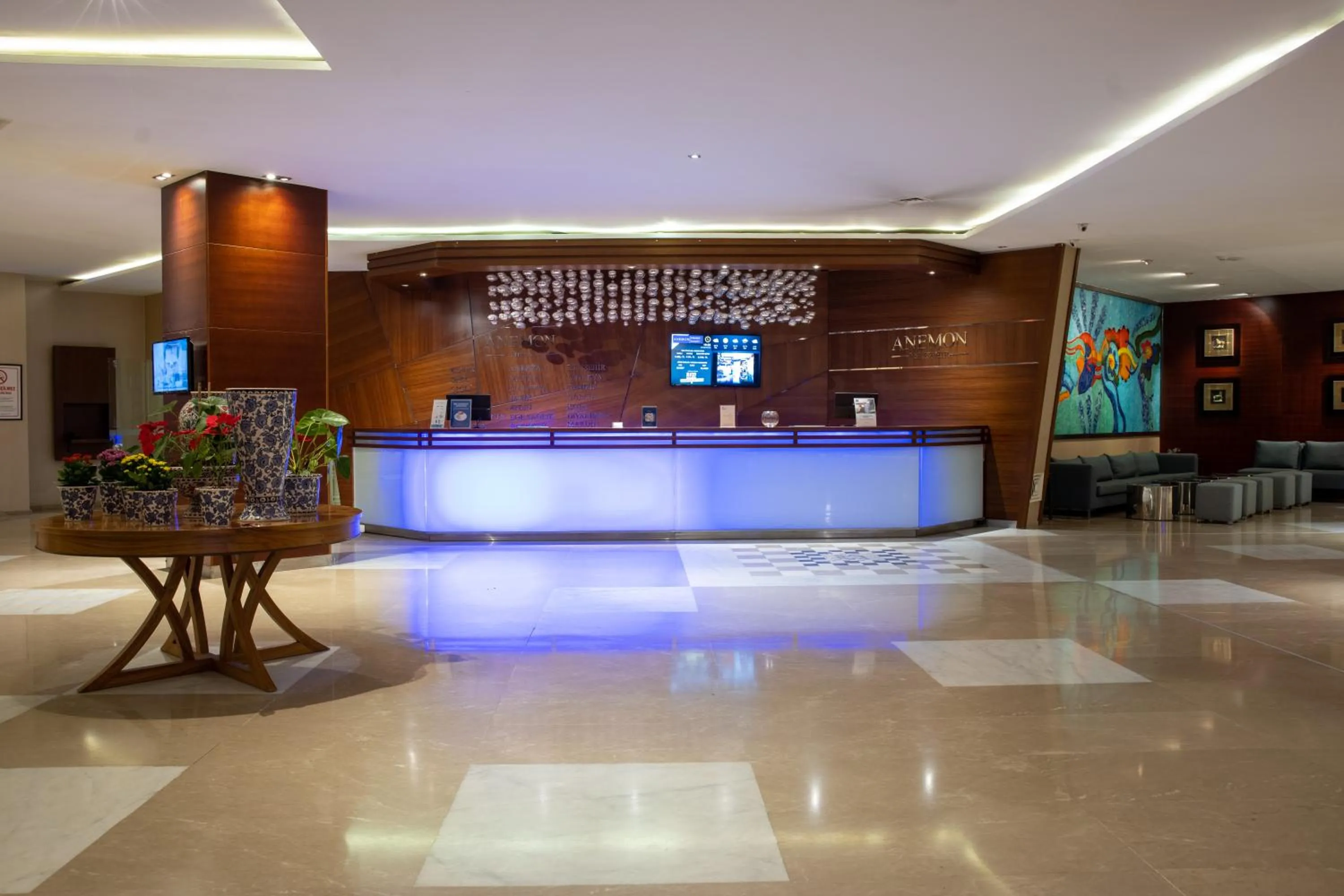 Lobby or reception in Anemon Grand Eskişehir Otel