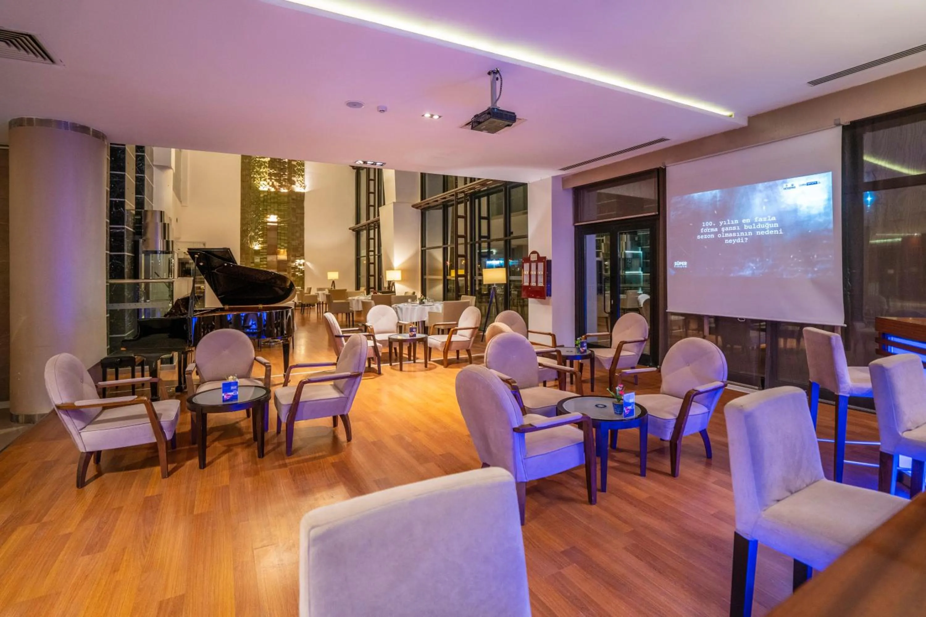 Seating area in Anemon Grand Eskişehir Otel