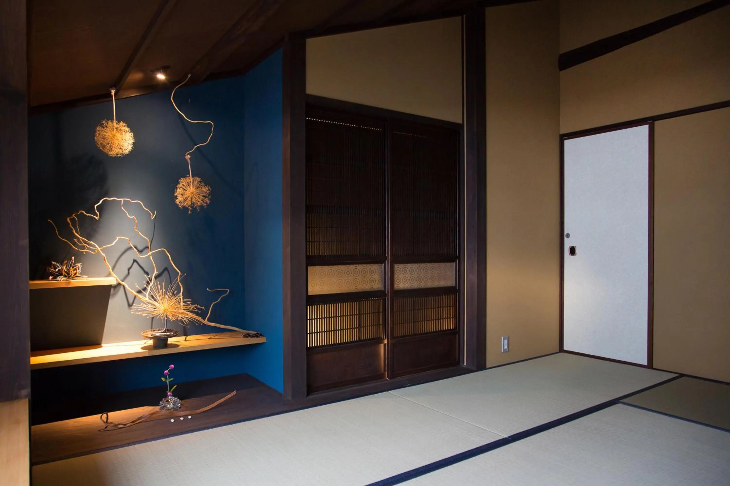 Decorative detail, Bed in Ryokan Mugen (Adult Only)