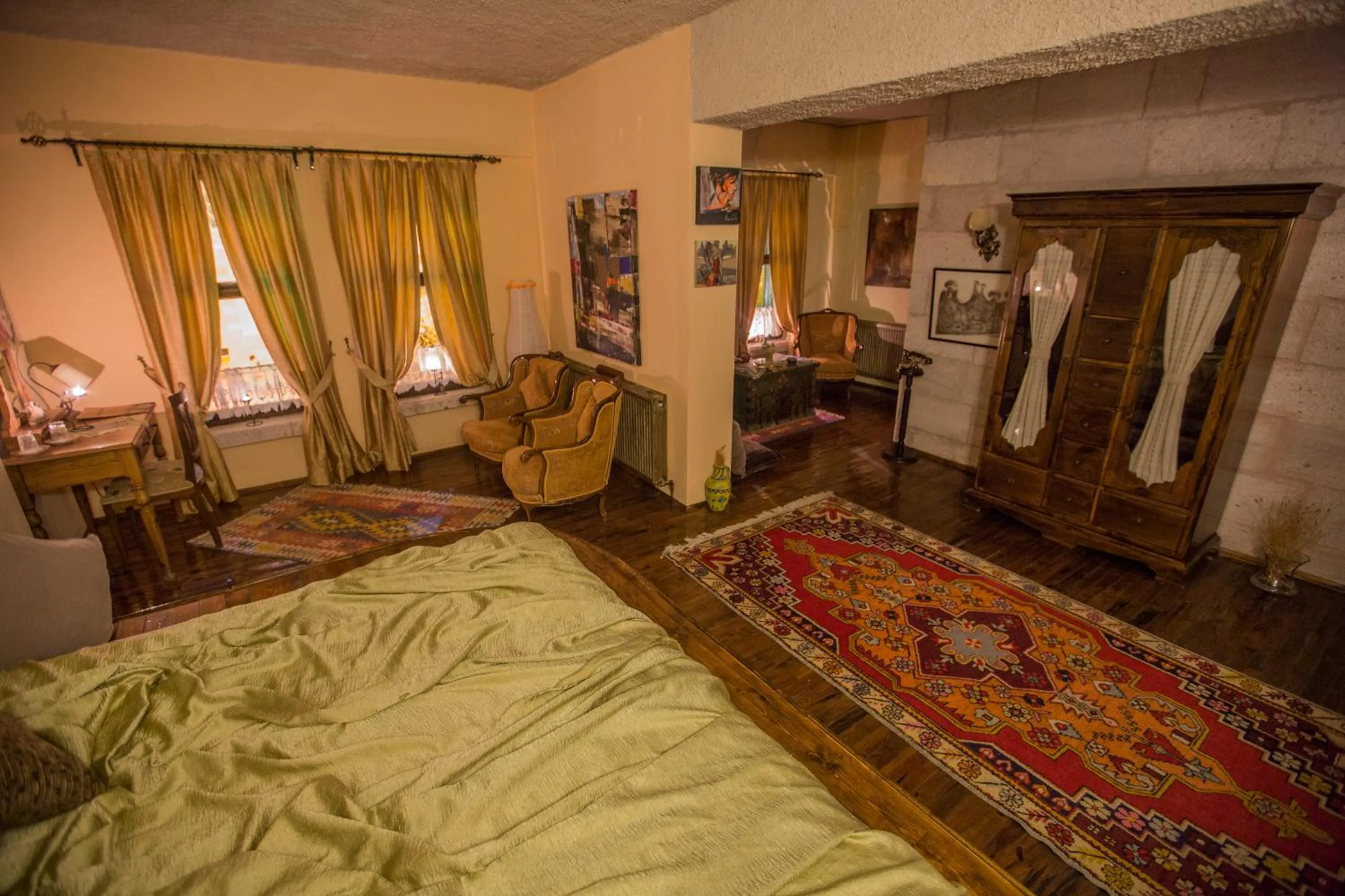 Photo of the whole room, Bed in Karlık Evi Hotel - Special Category