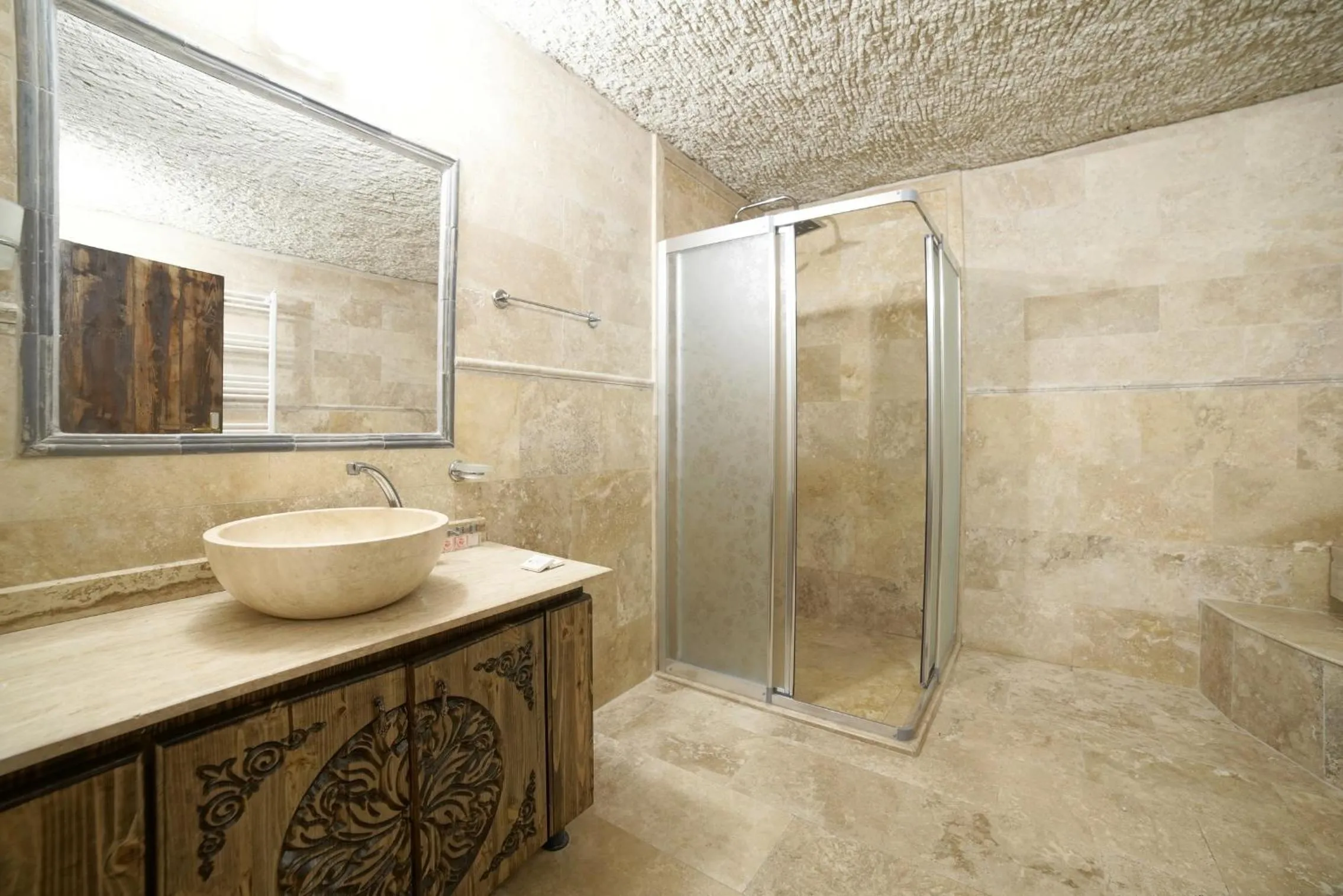 Shower in Melek Cave Hotel