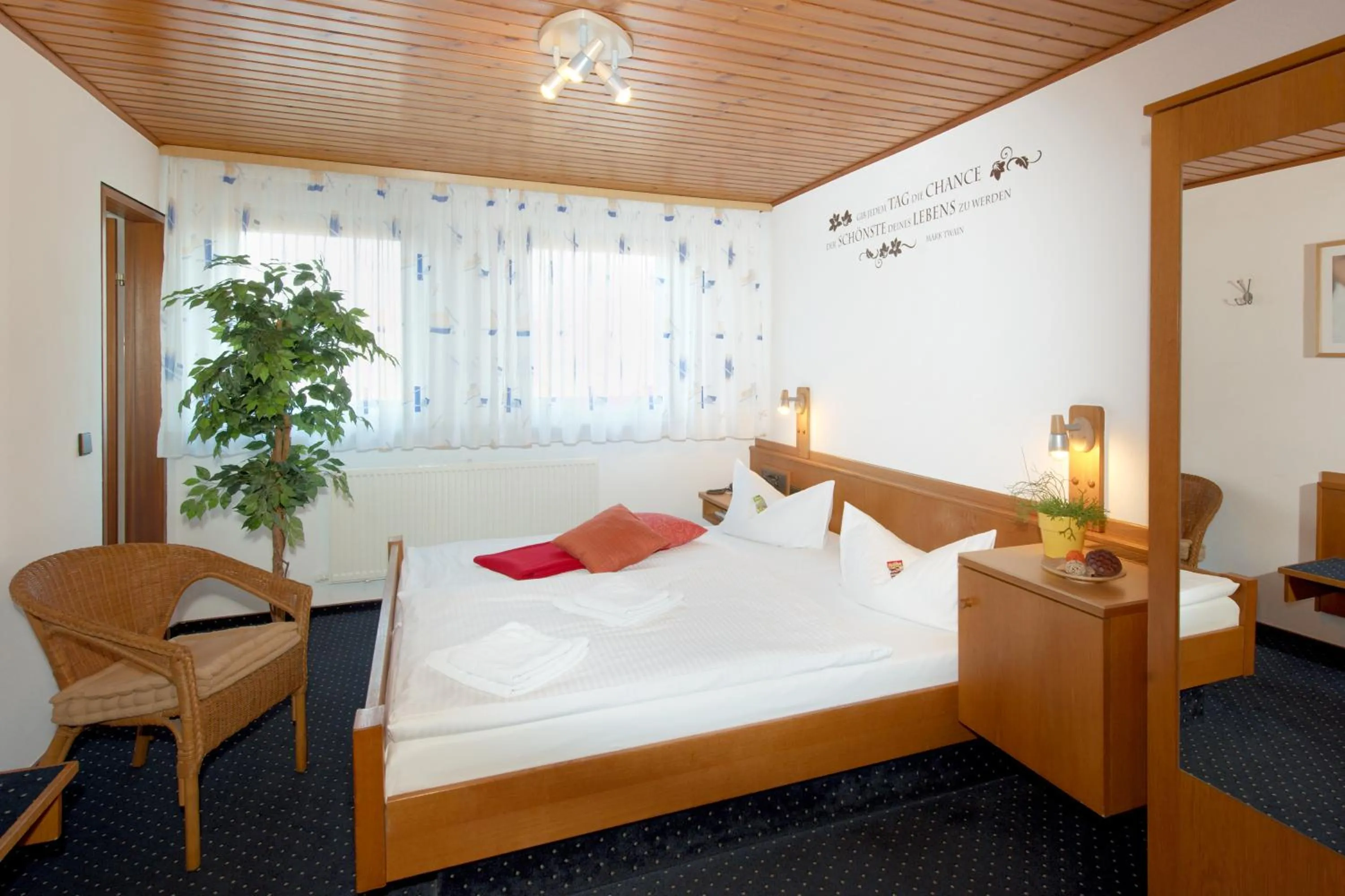 Bed in City Hotel Hanau