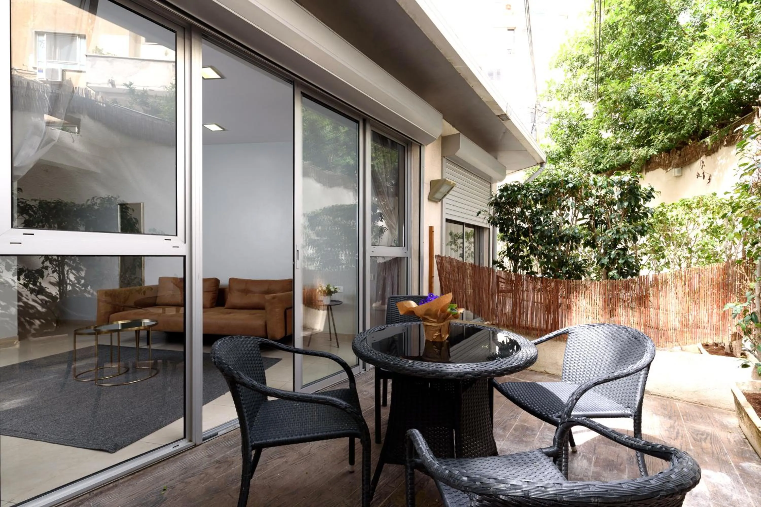 Photo of the whole room in Sea Land Suites