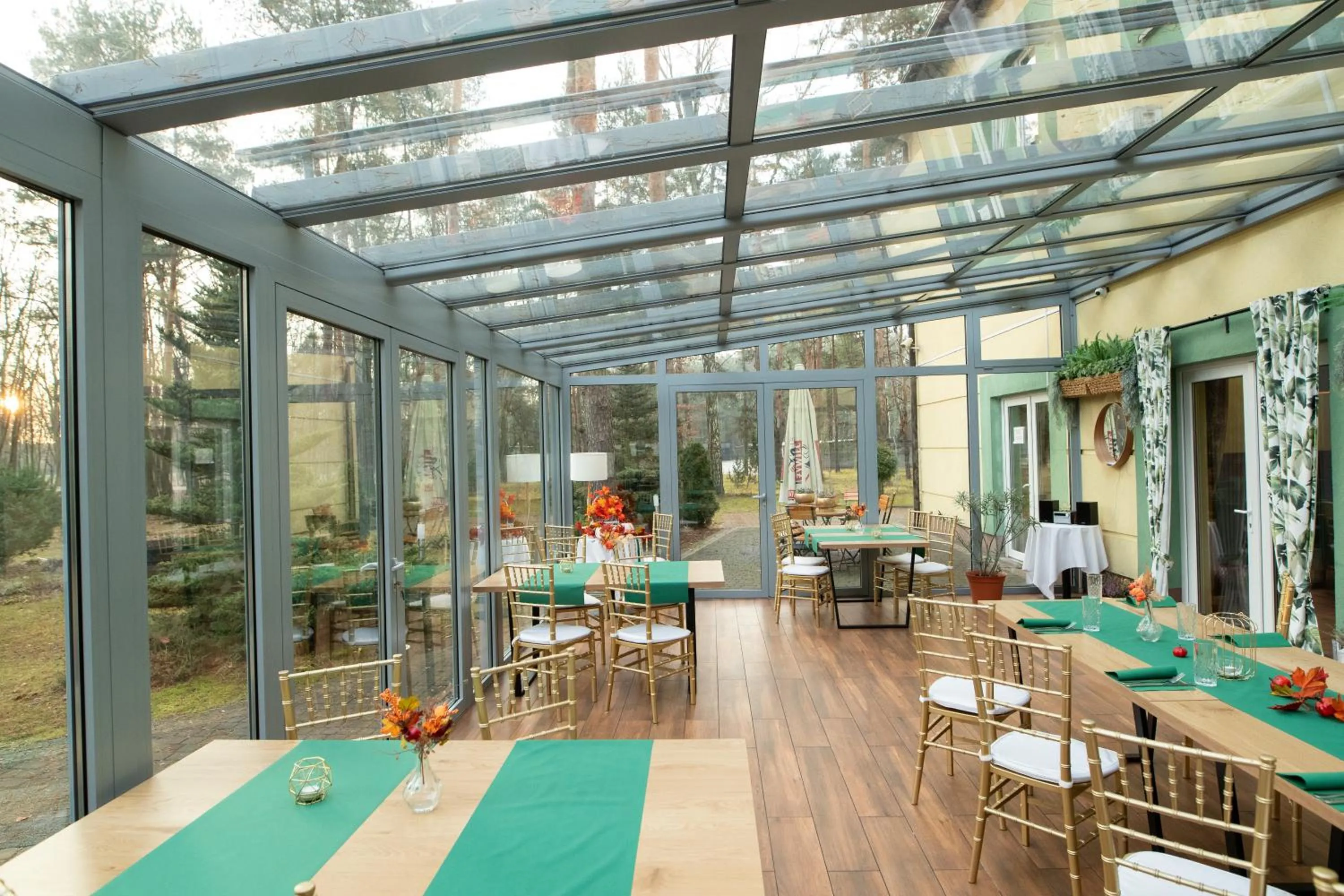 Restaurant/places to eat in Hotel Wilga by Katowice Airport