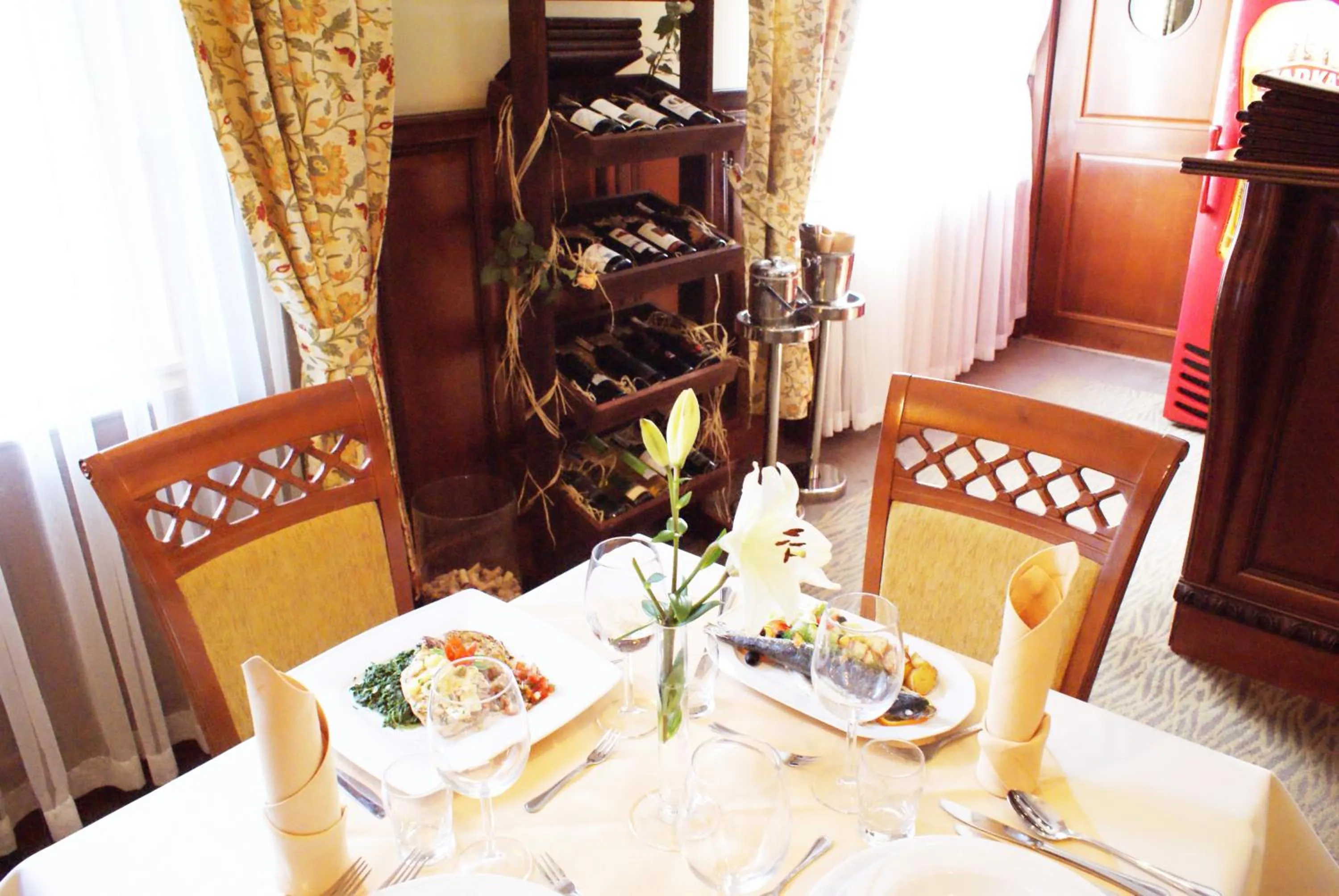 Restaurant/places to eat in Hotel Wilga by Katowice Airport