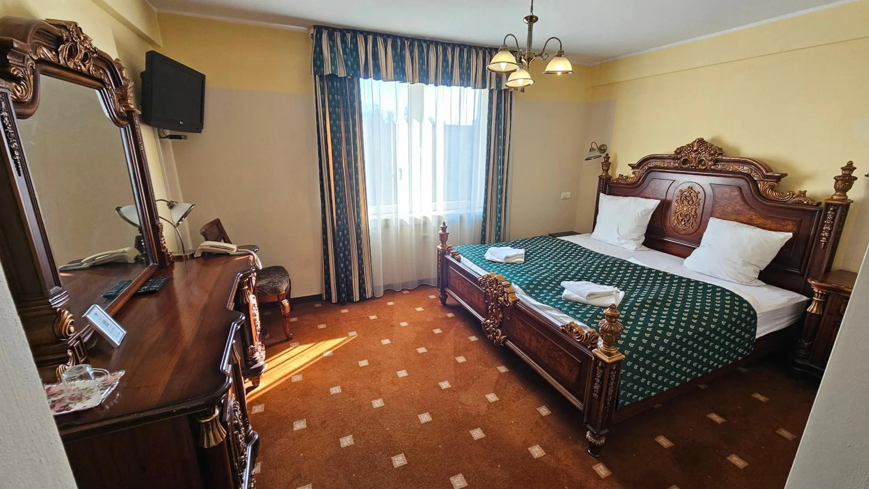 Bed in Daisy Superior