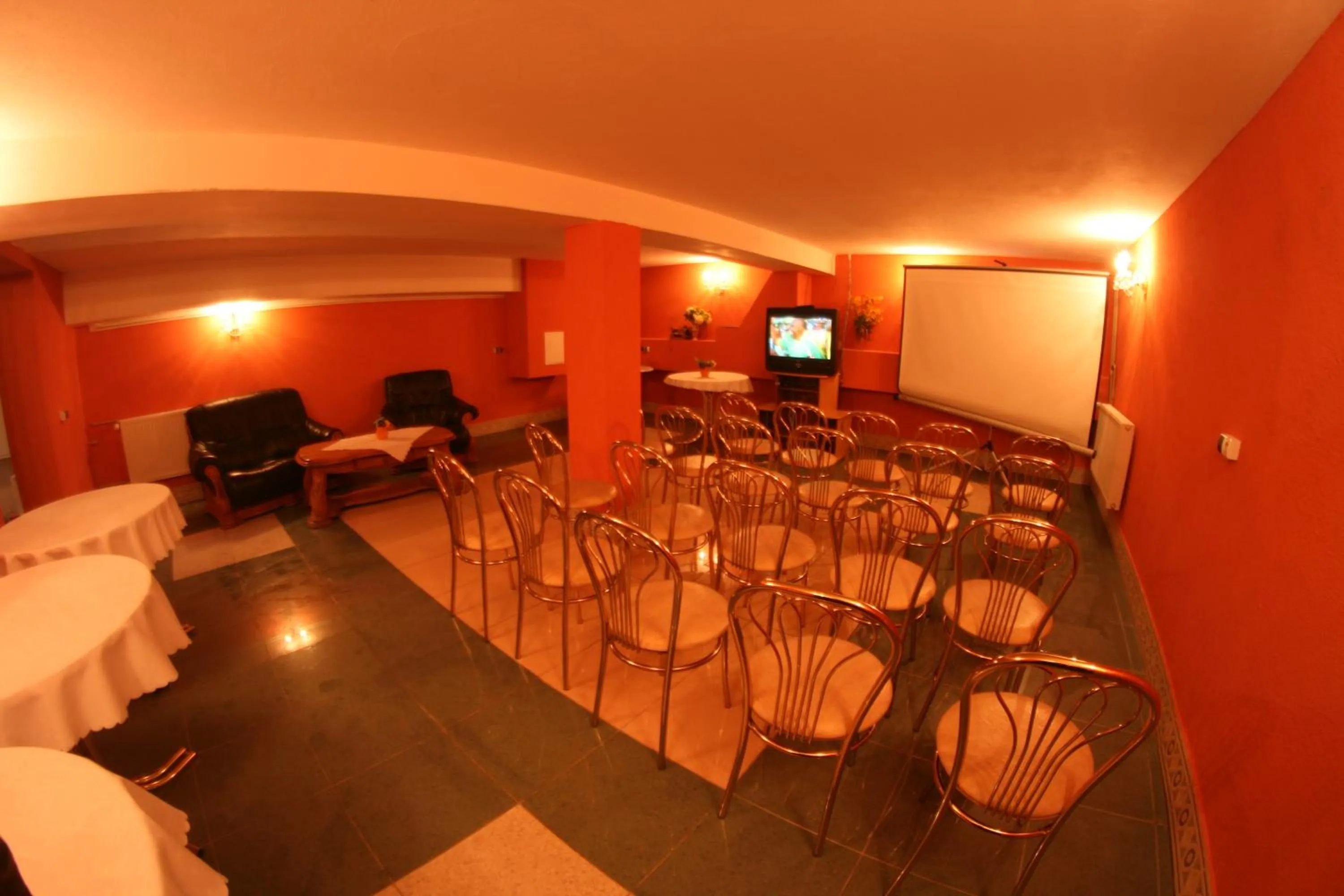 Meeting/conference room in Daisy Superior