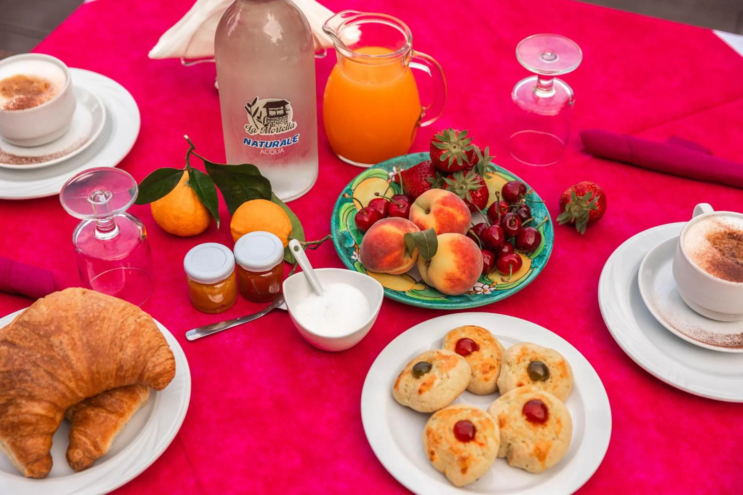 Breakfast in B&B La Mortella