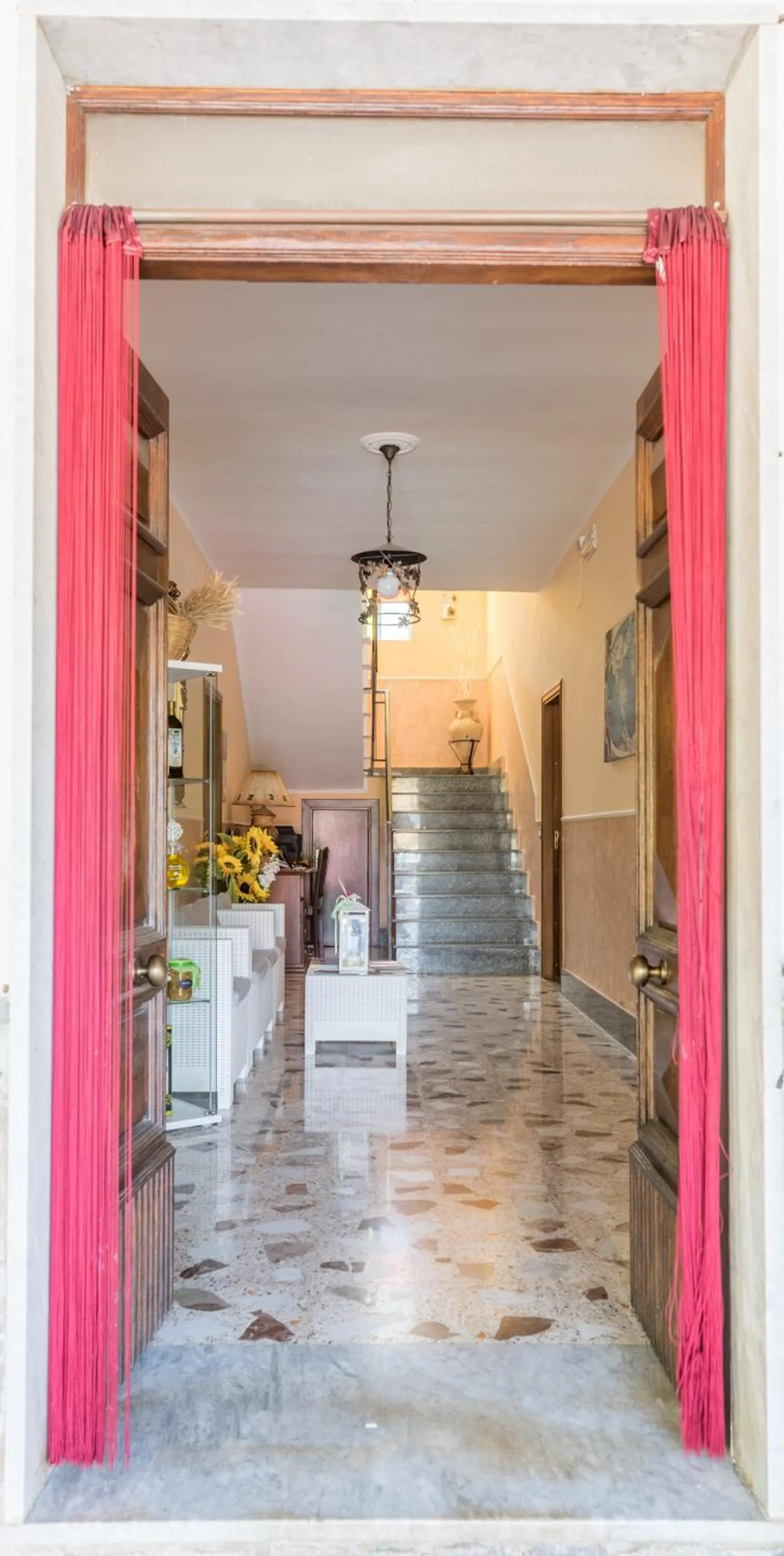 Facade/entrance in B&B La Mortella