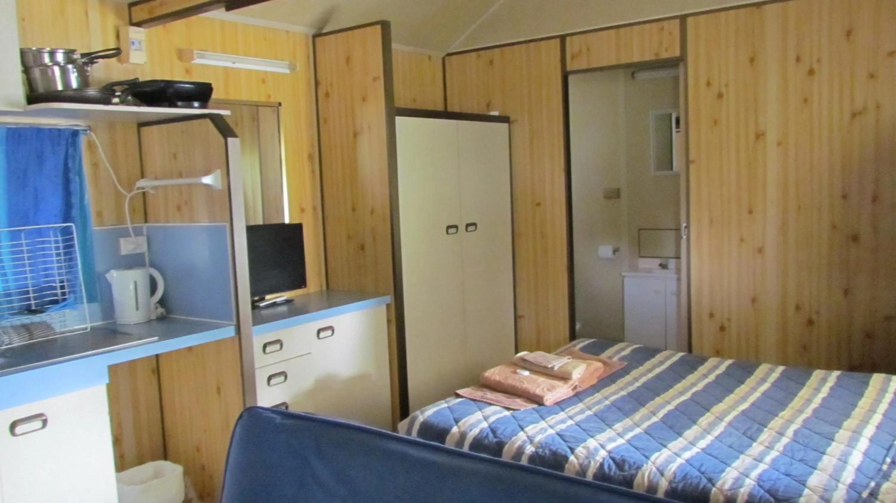 Bed in Homestead Caravan Park