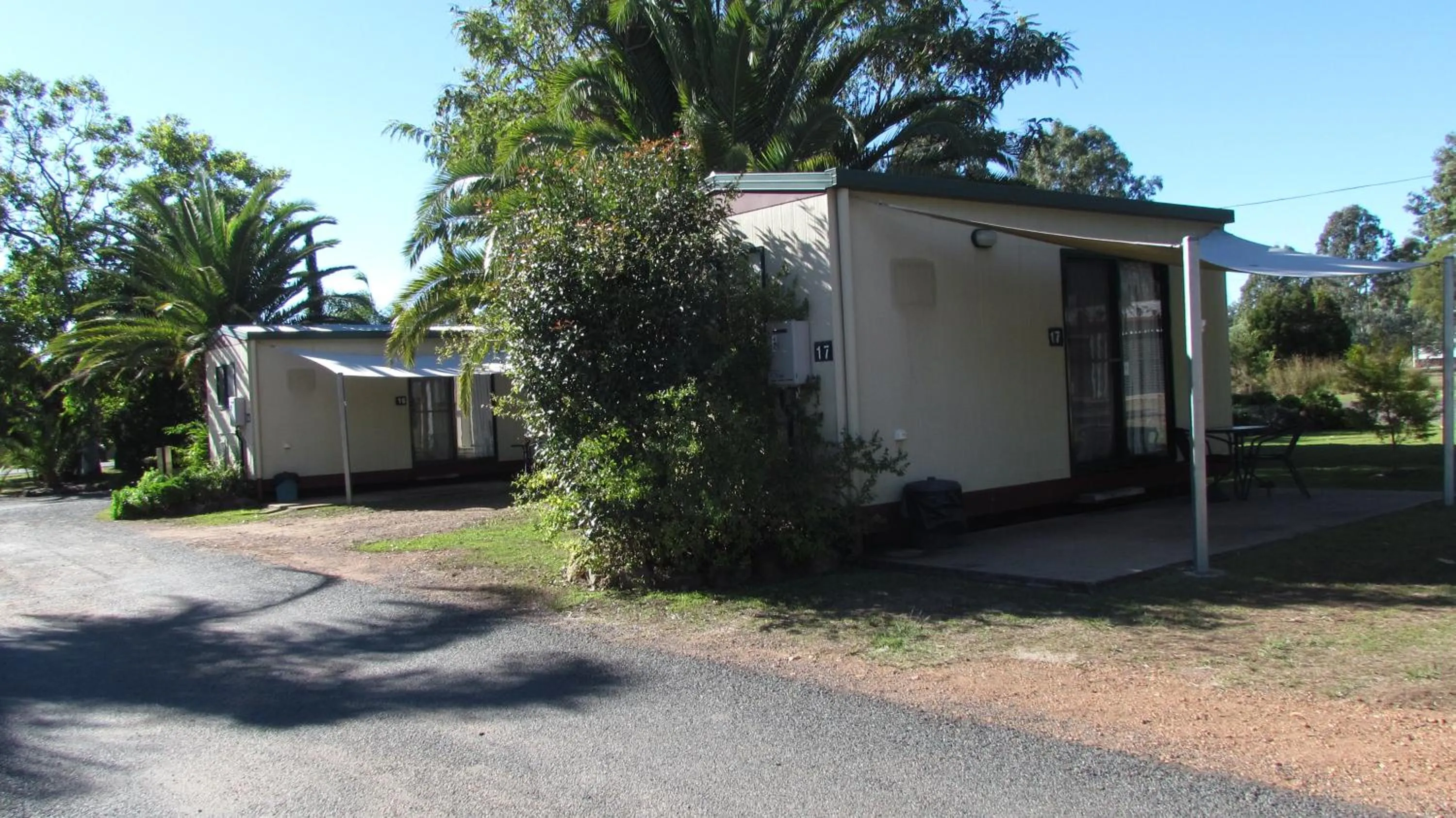 Facade/entrance in Homestead Caravan Park