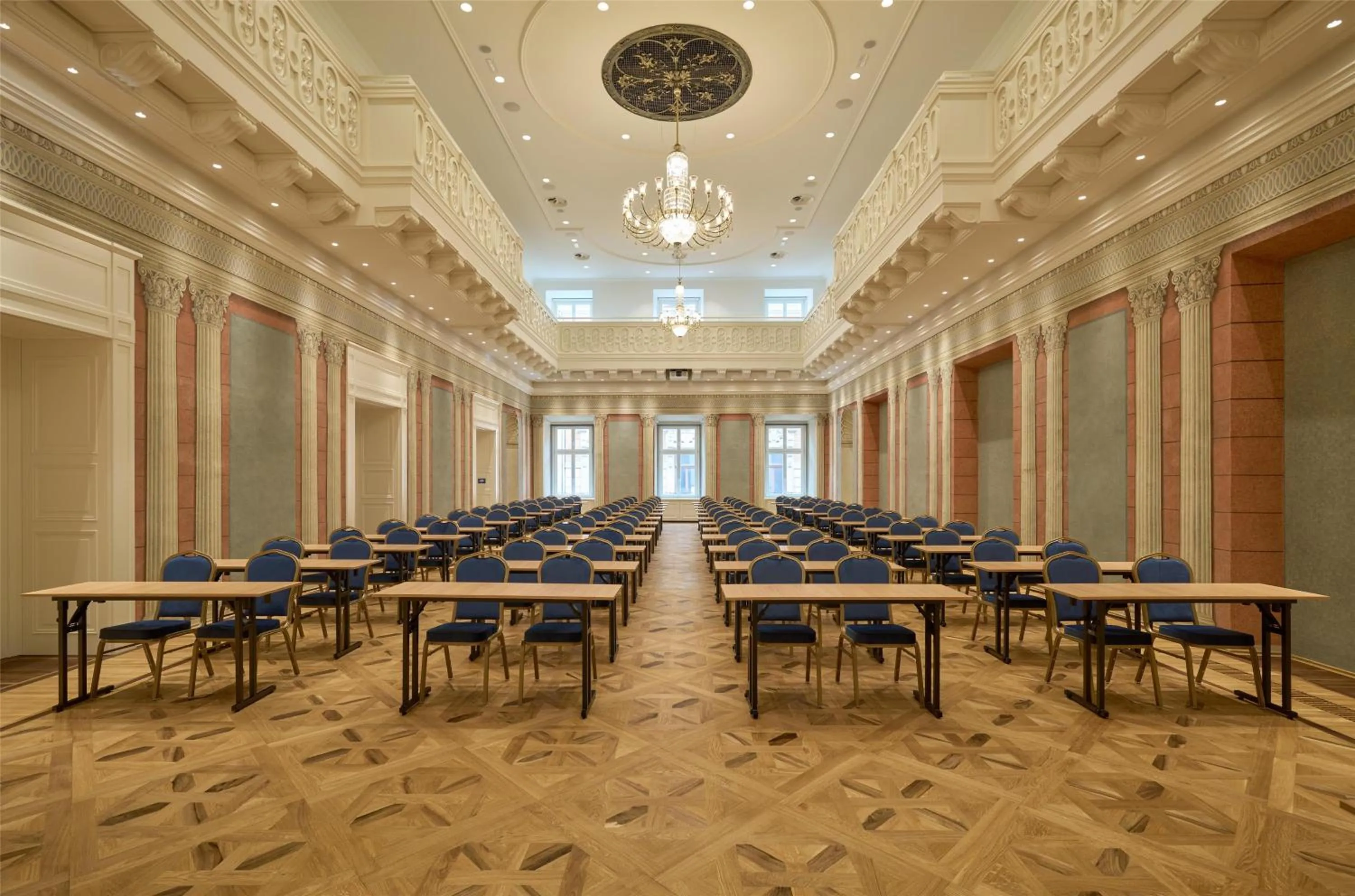 Meeting/conference room in Hotel Saski Krakow Curio Collection by Hilton