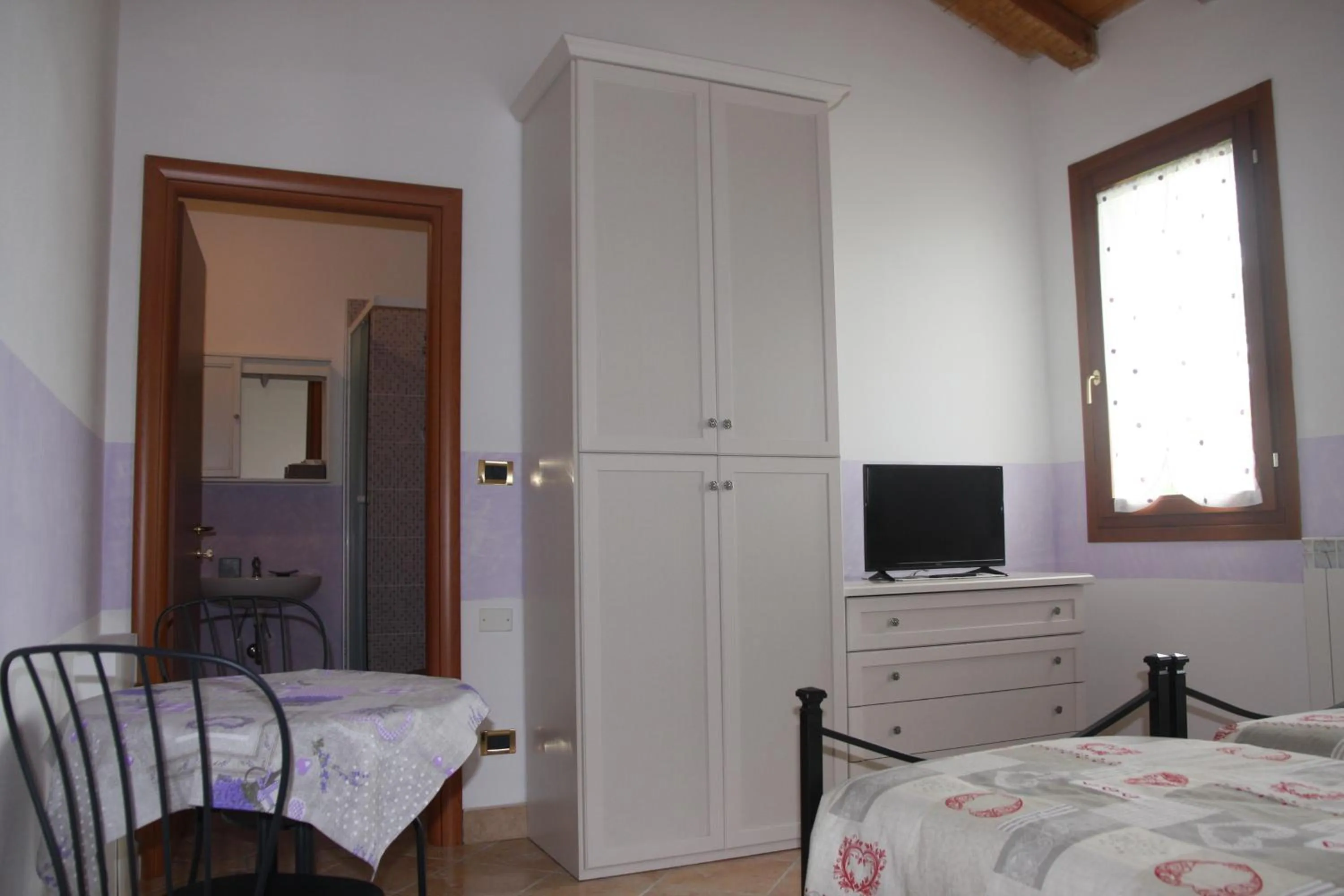 Photo of the whole room in B&B Oasi