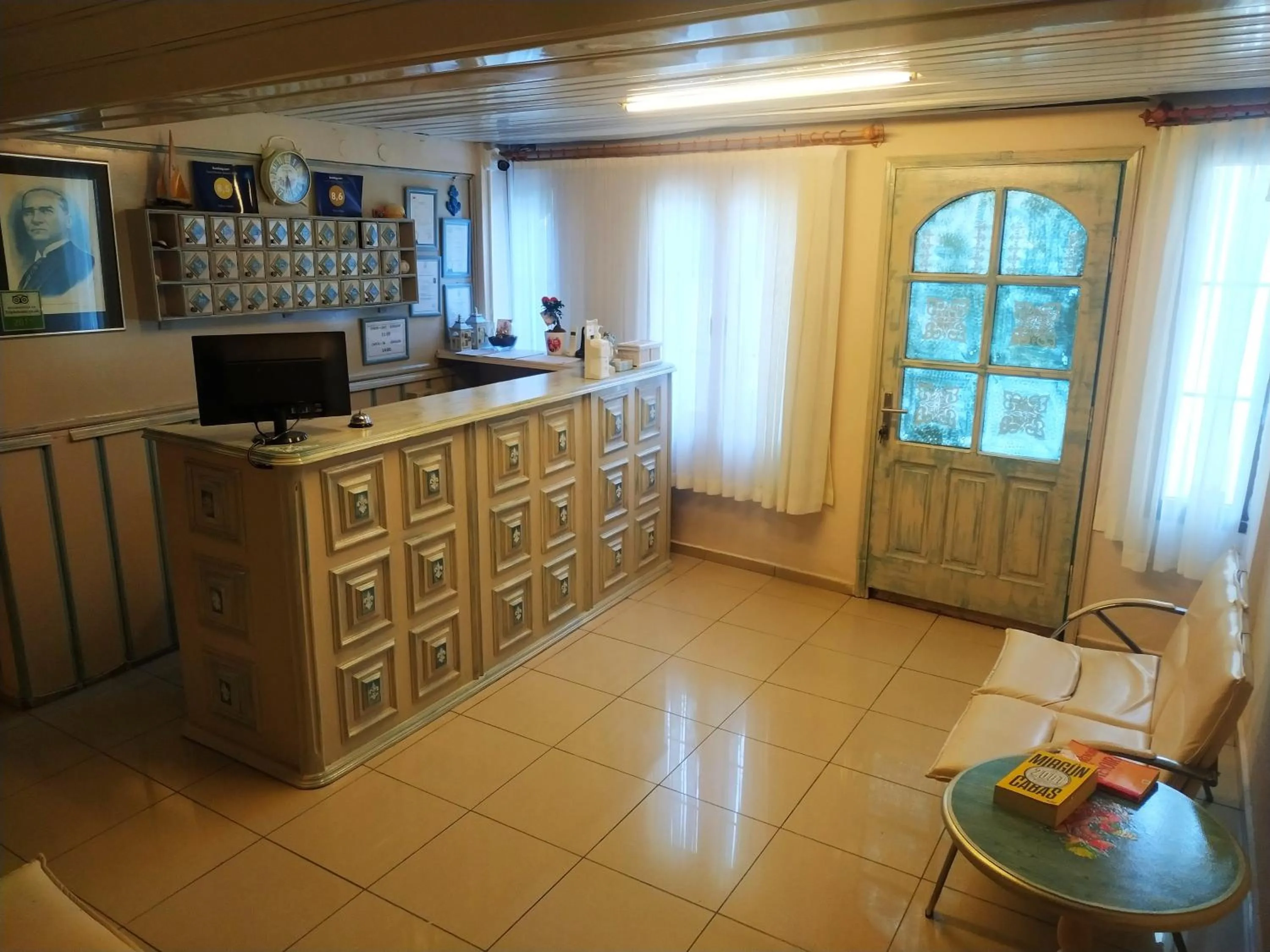 Lobby or reception in Yalcin Hotel