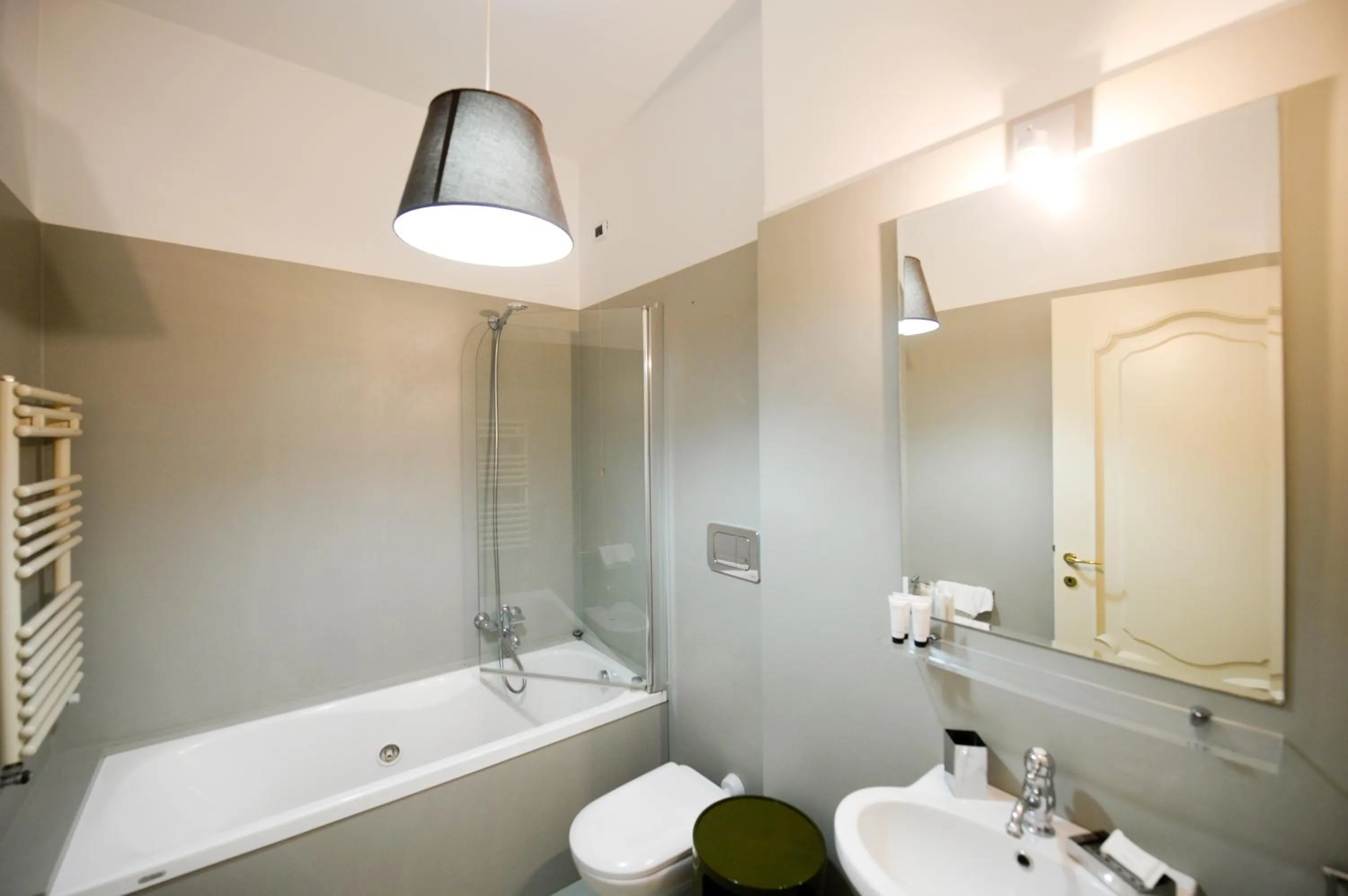 Bathroom in Fontana Più Stella