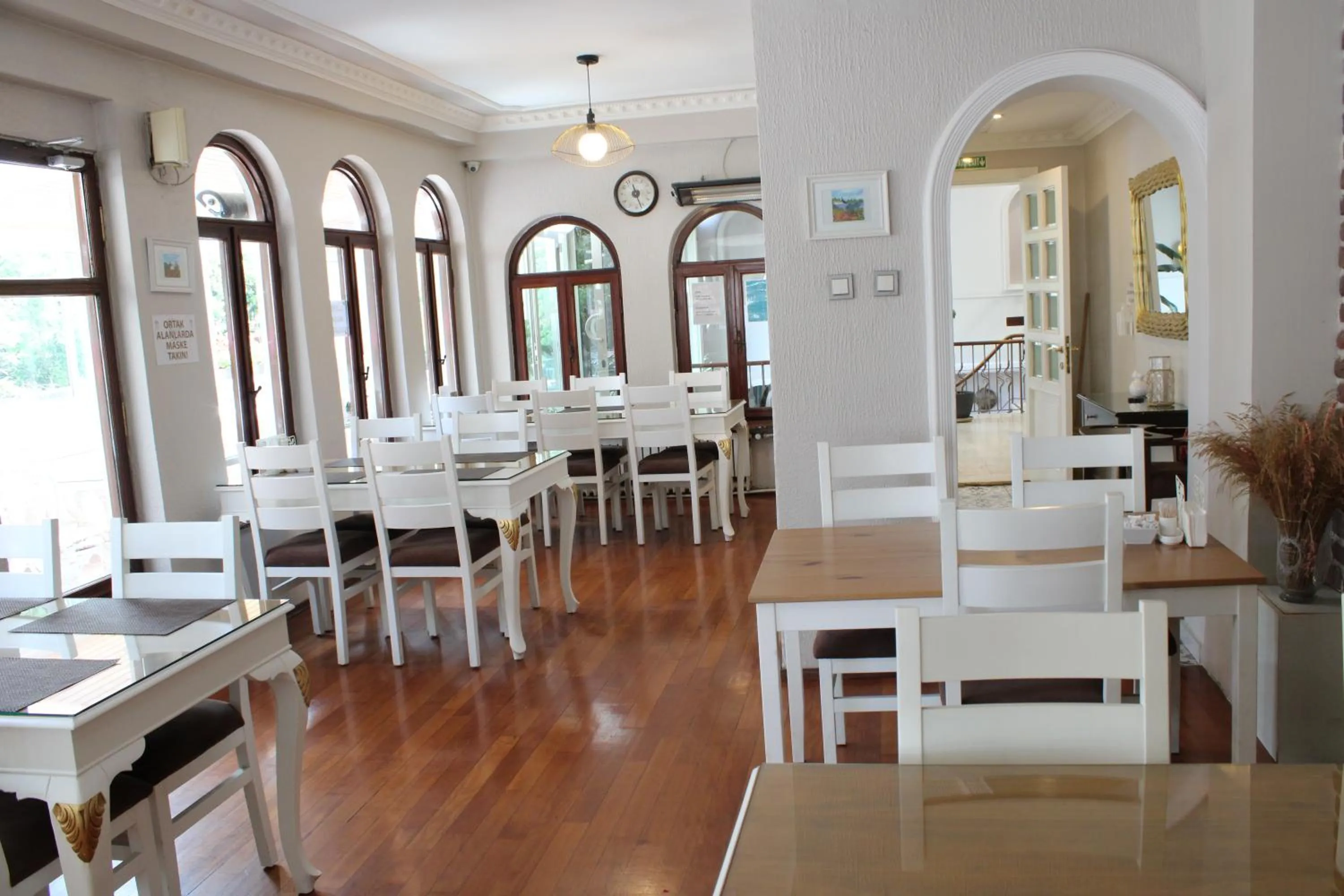 Breakfast in Villa Blanche Hotel SPA & Garden Pool