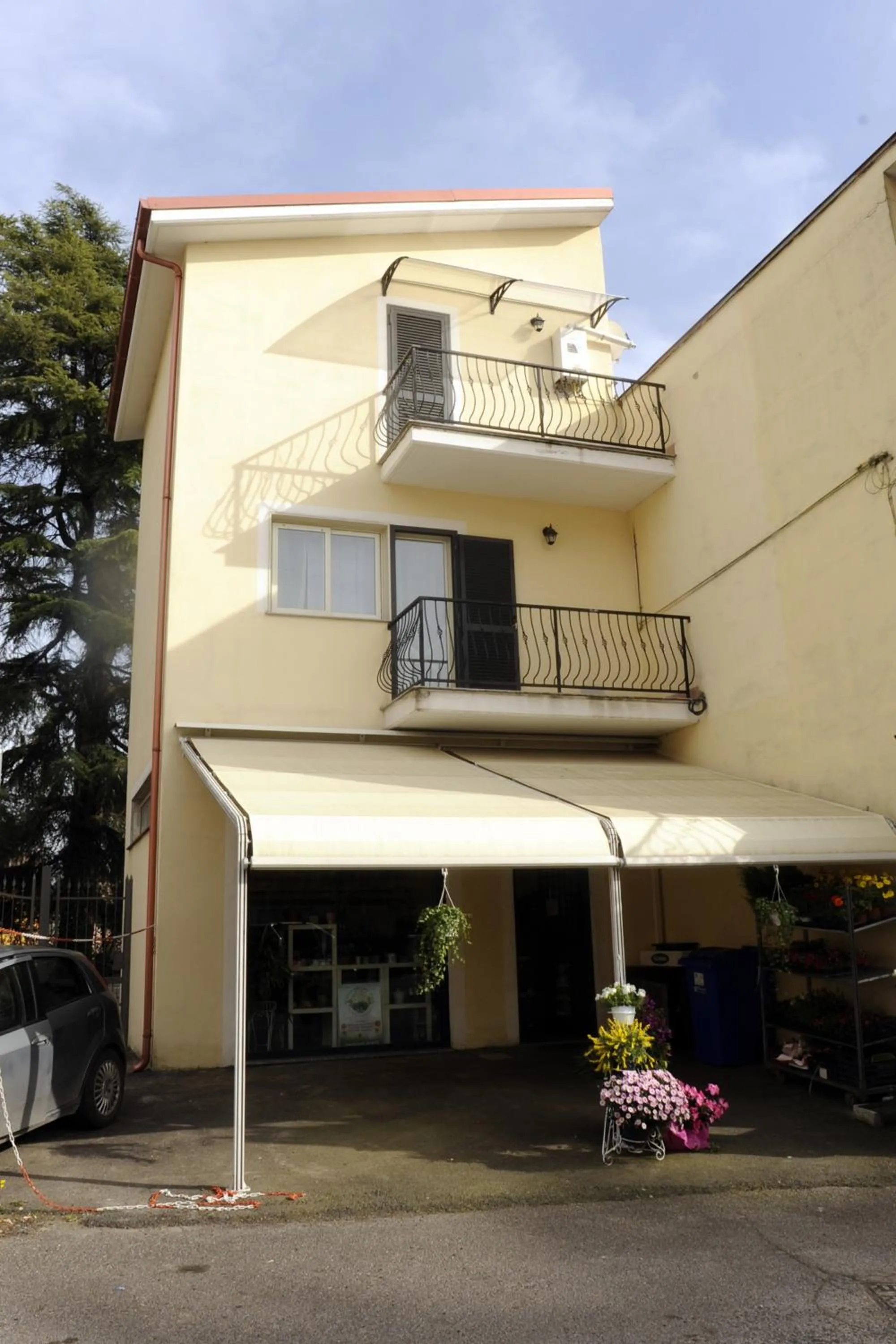 Property building in Casa Vacanza la Rondine