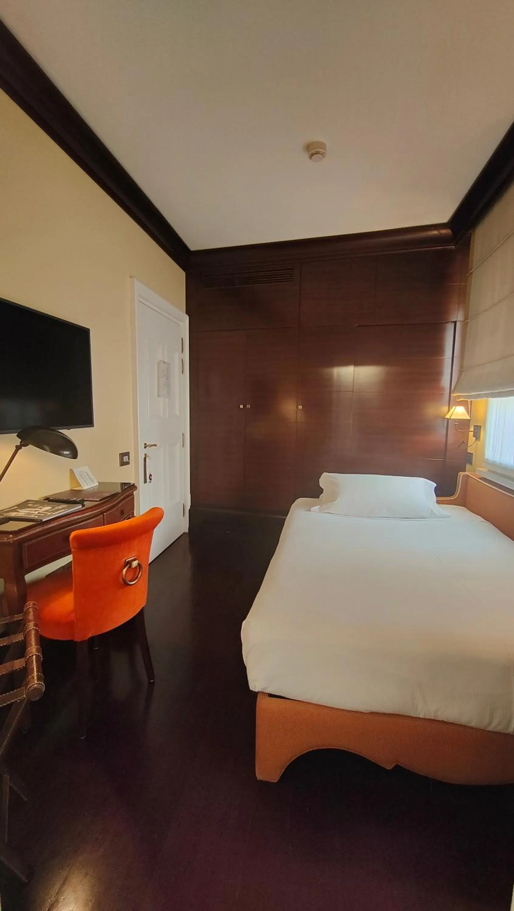 Bedroom, Bed in Hotel L'Orologio Firenze - WTB Hotels