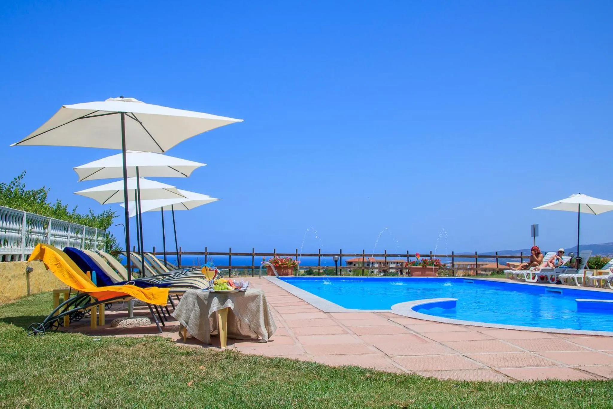 Swimming pool in Abbaidda Hotel