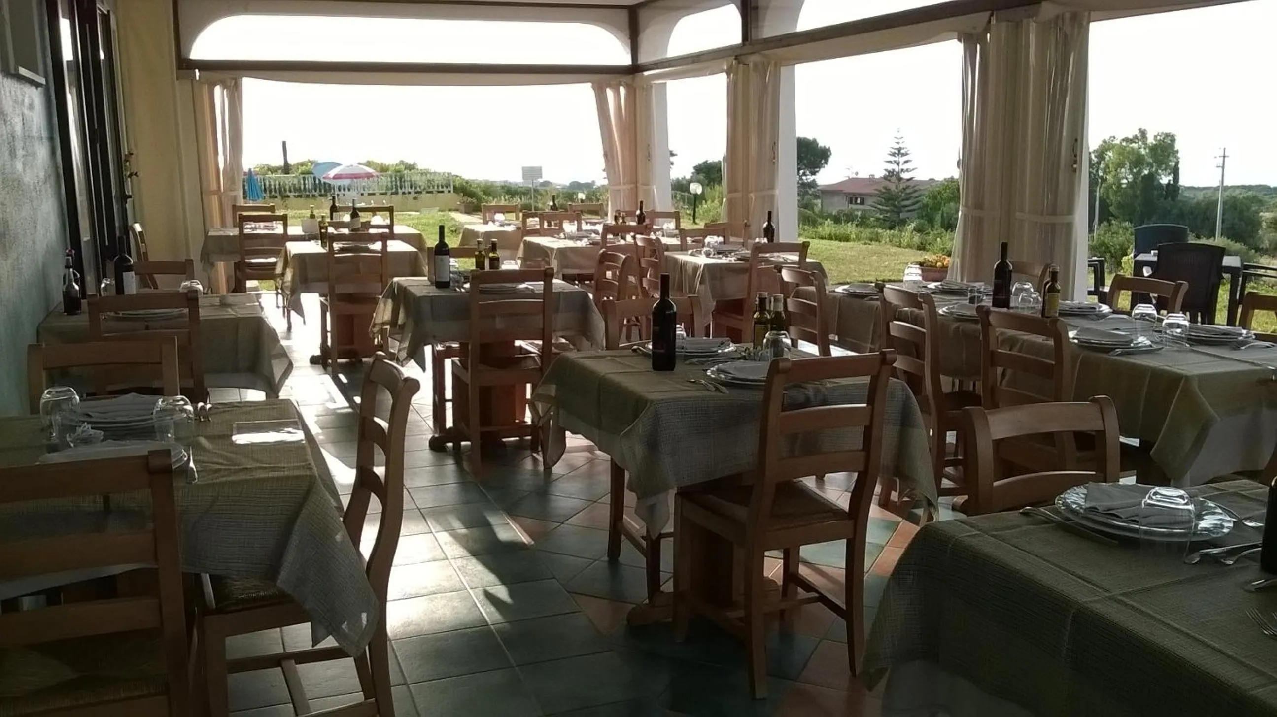 Restaurant/places to eat in Abbaidda Hotel