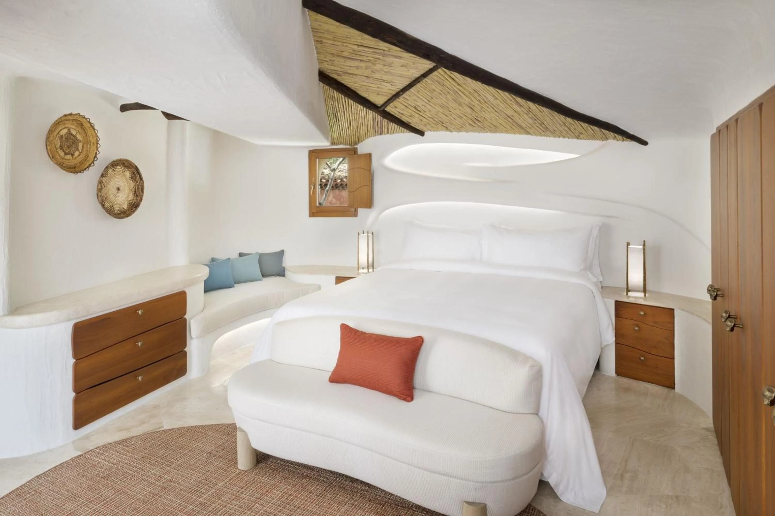 Bedroom, Bed in Hotel Cala di Volpe, a Luxury Collection Hotel, Costa Smeralda