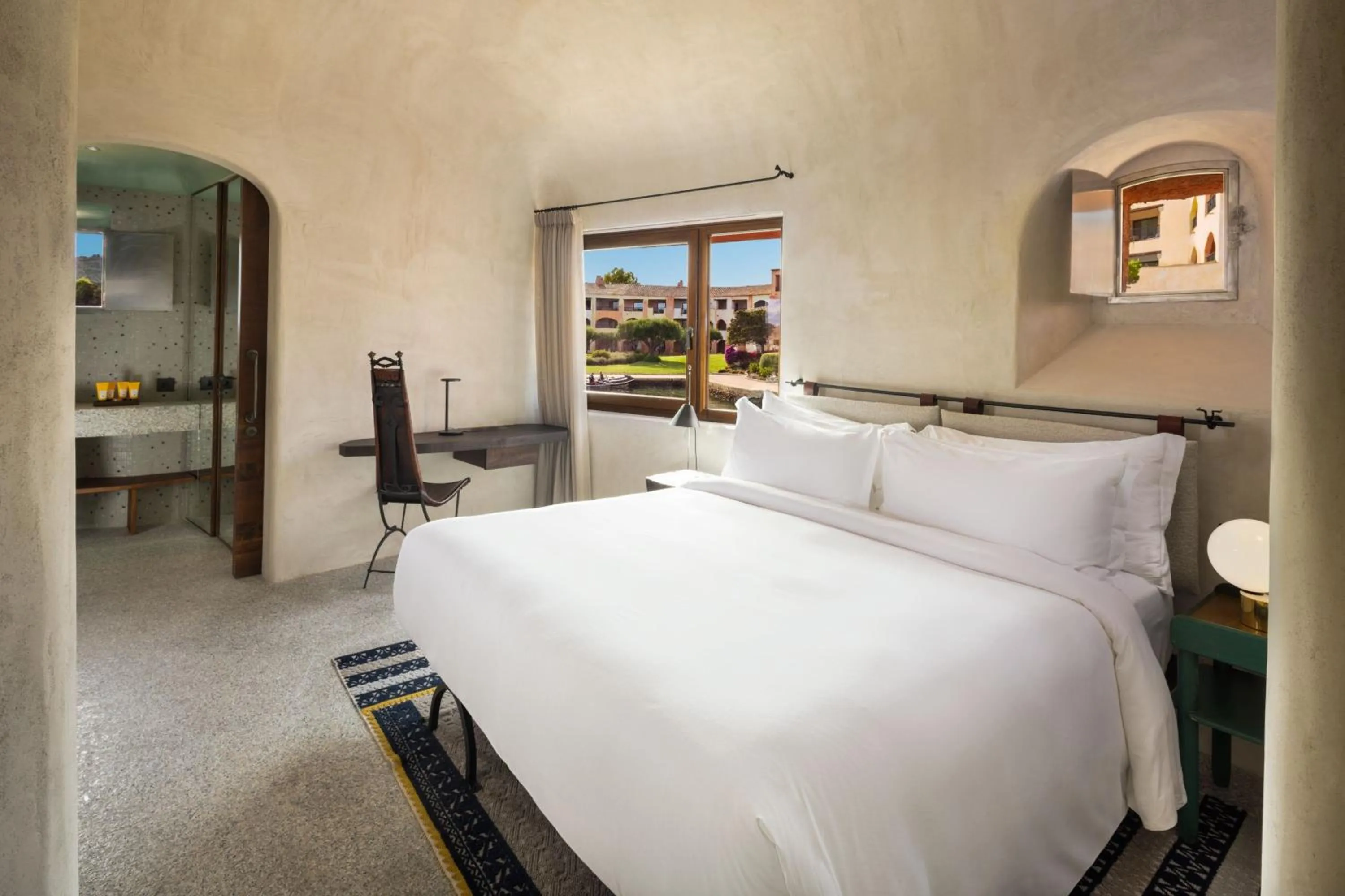 Photo of the whole room, Bed in Hotel Cala di Volpe, a Luxury Collection Hotel, Costa Smeralda