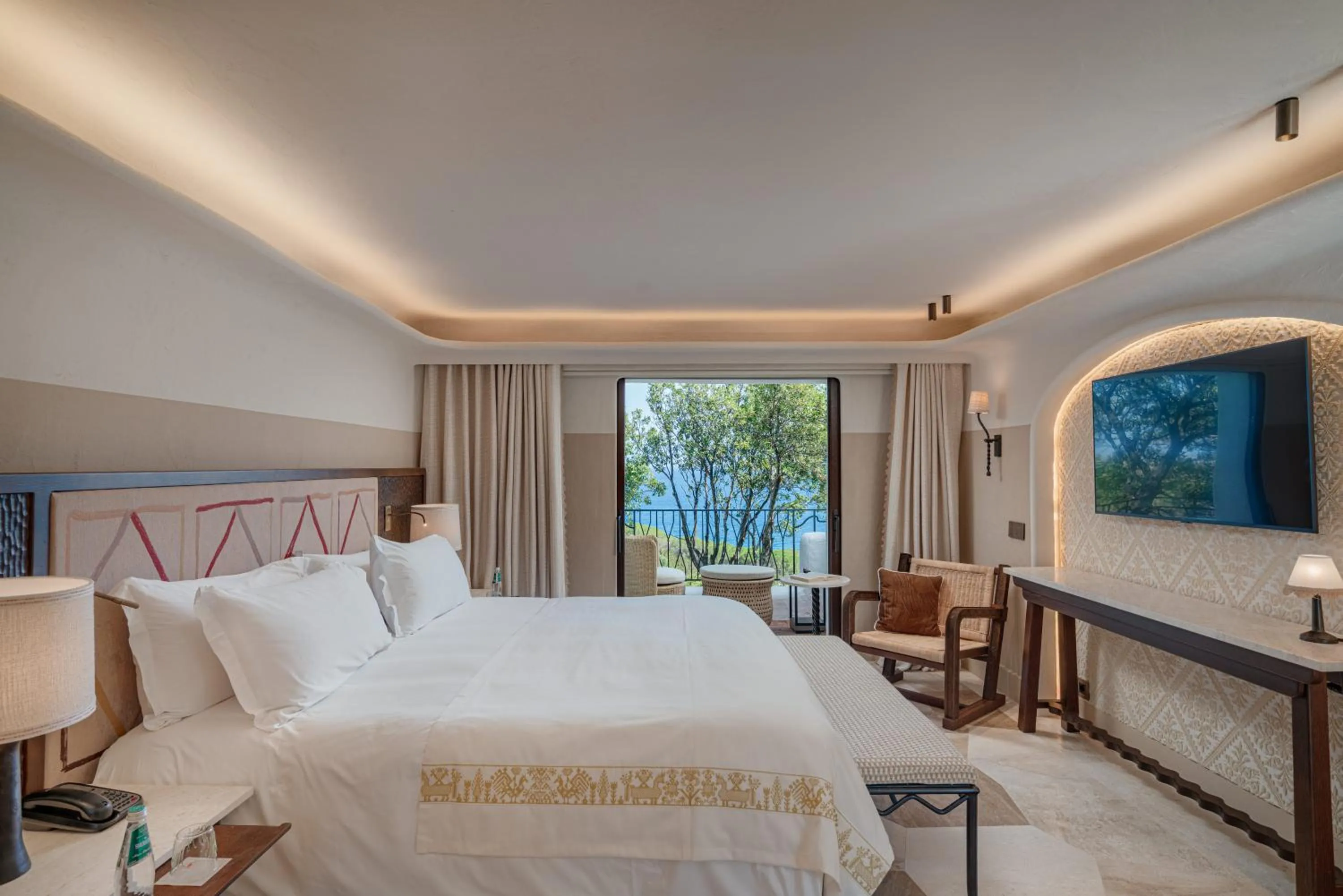 Bedroom, Bed in Hotel Pitrizza, Costa Smeralda