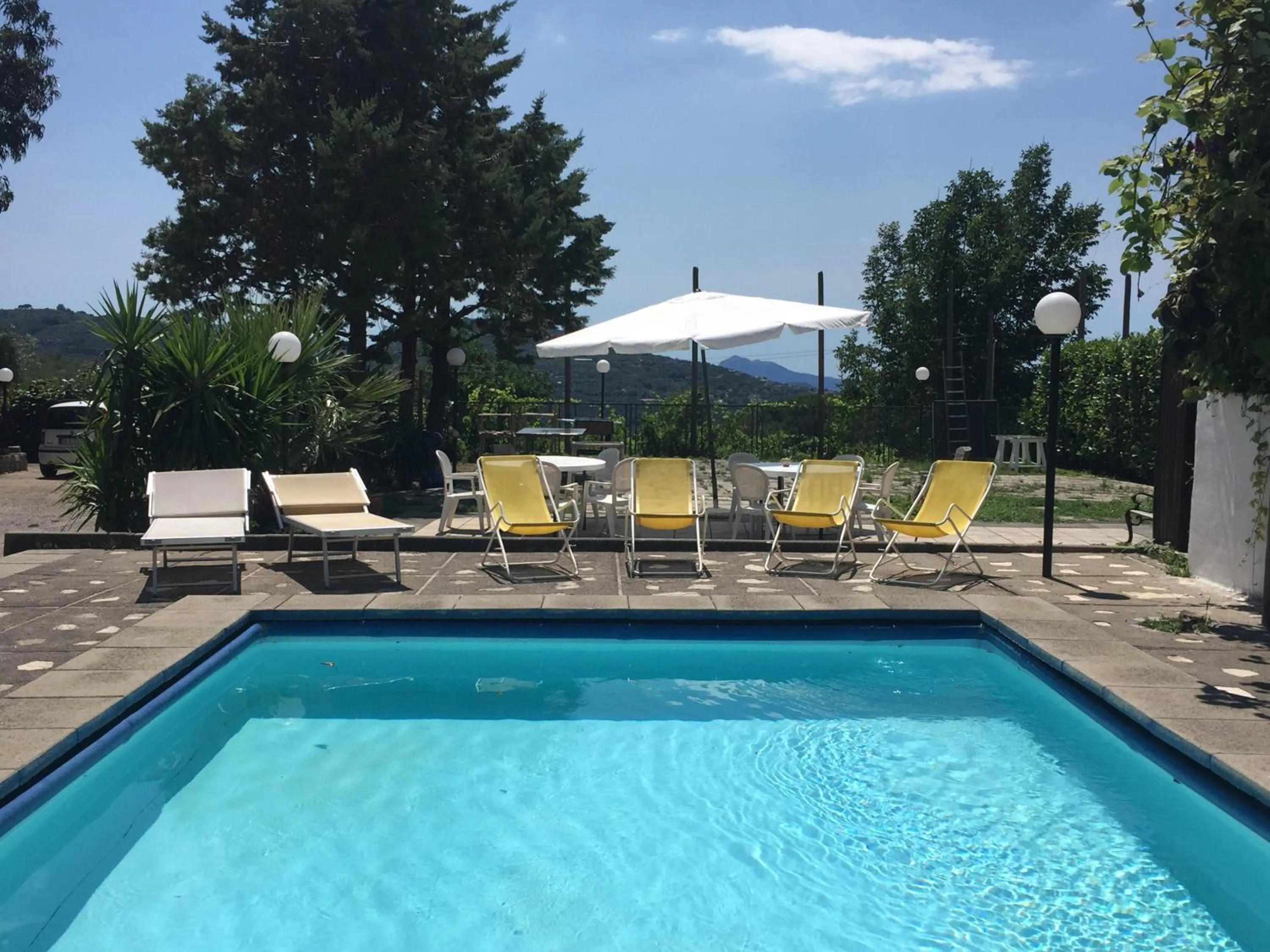 Garden in La Casa Del Sole