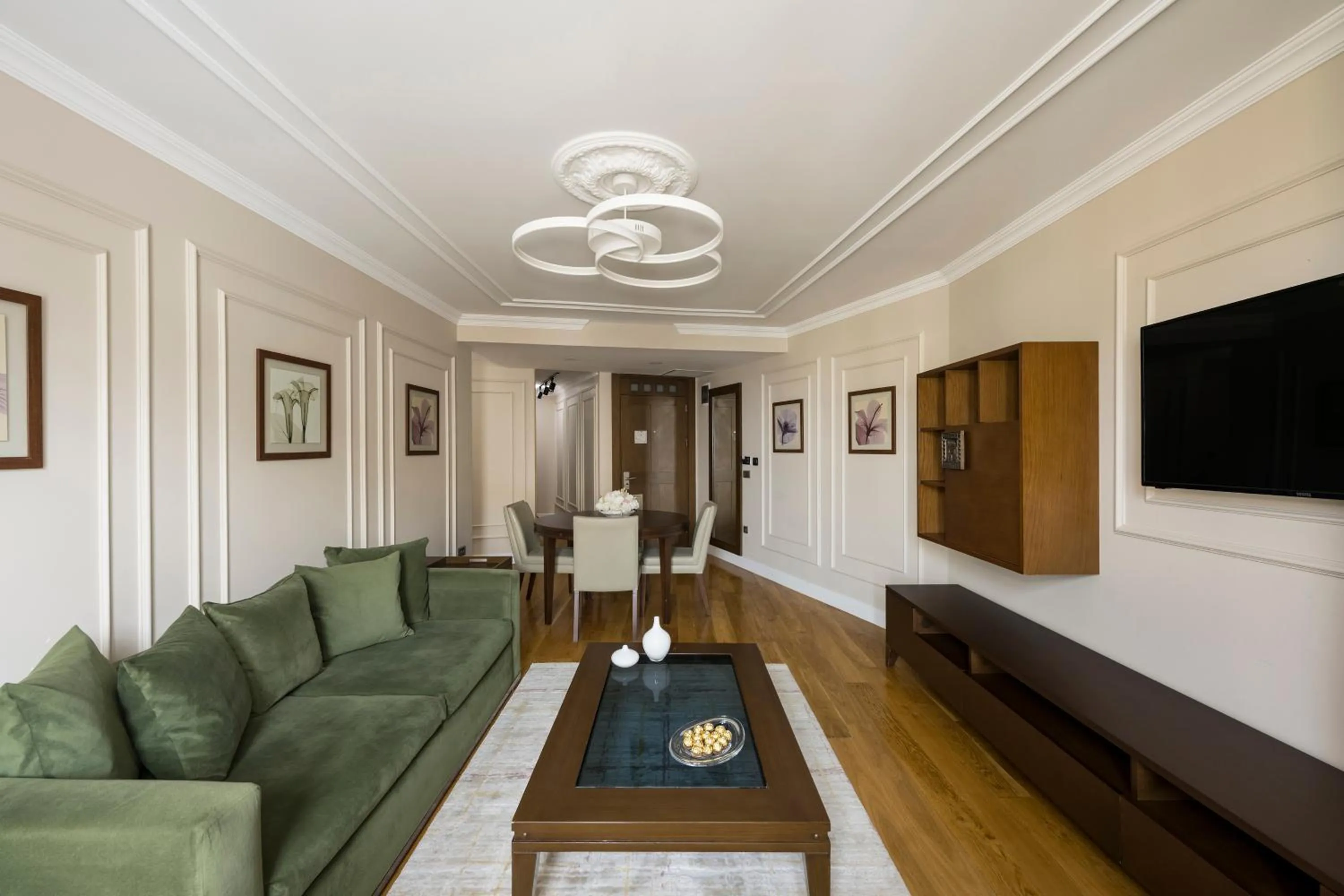 TV and multimedia in Continental Hotel Pera