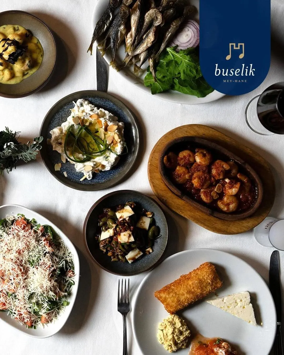 Restaurant/places to eat in Continental Hotel Pera