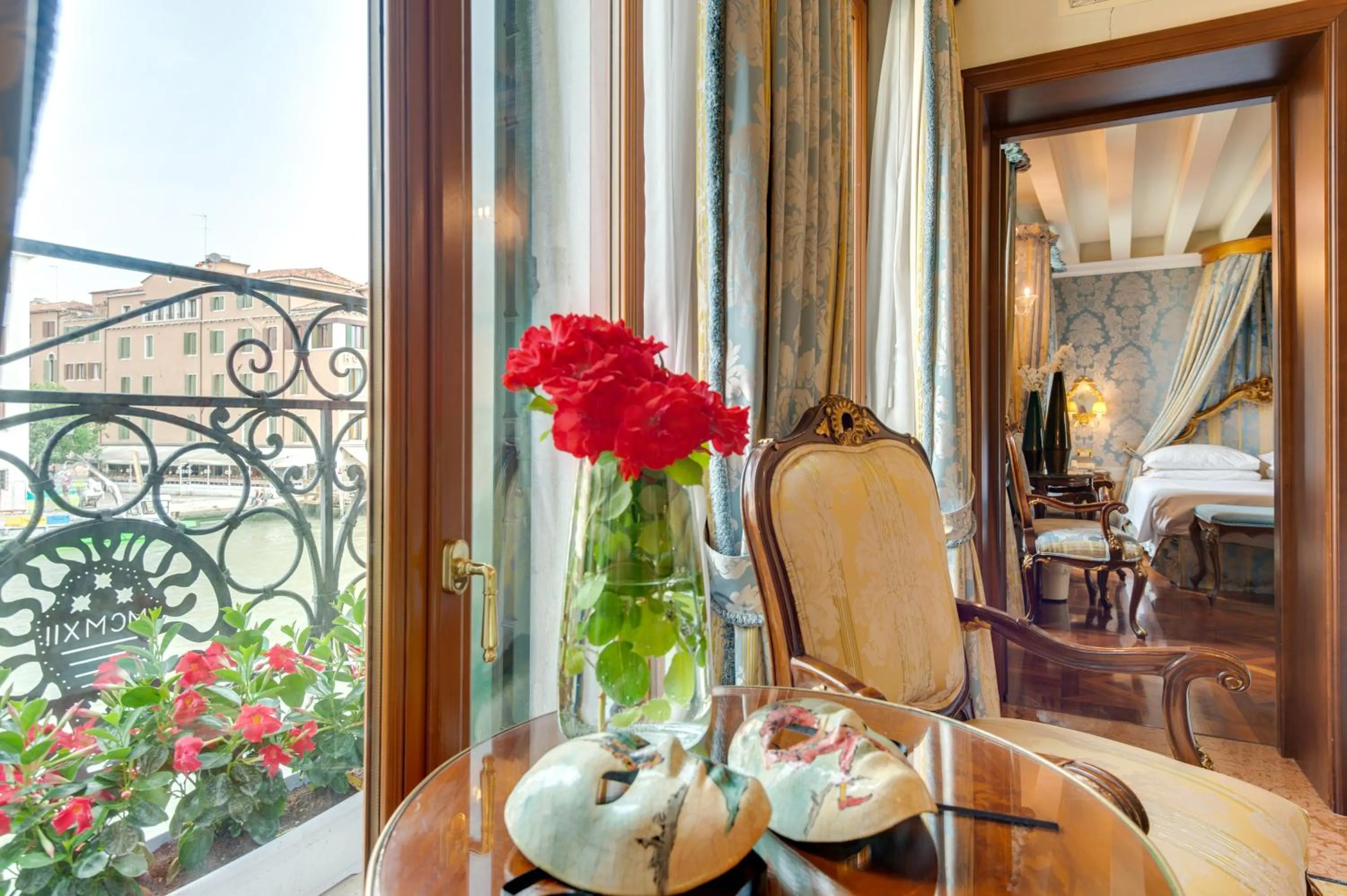 View (from property/room) in Canal Grande