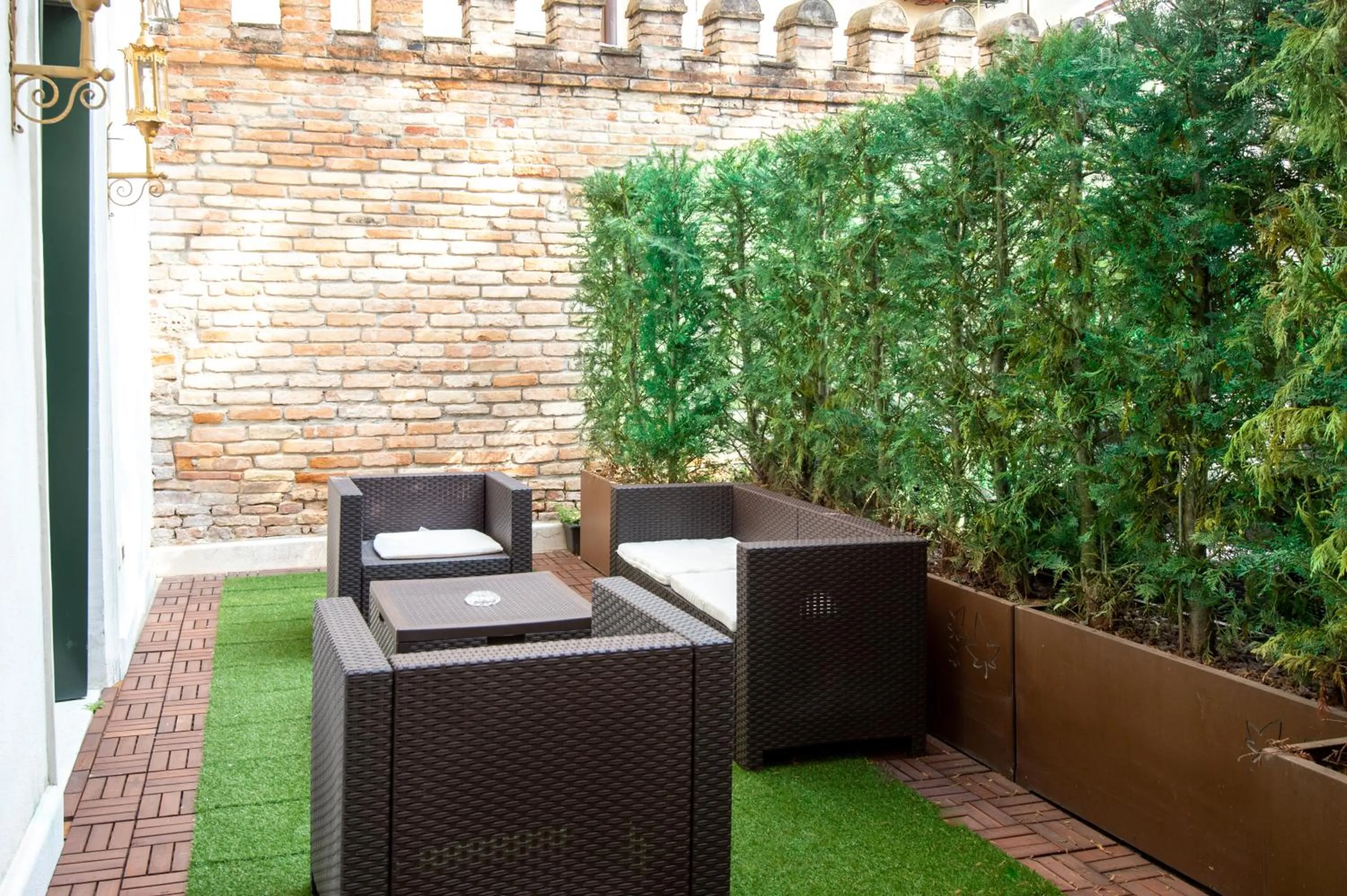 Garden in Canal Grande