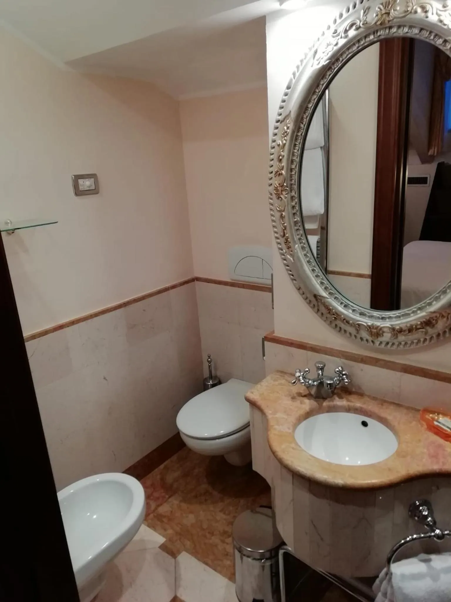 Toilet in Canal Grande