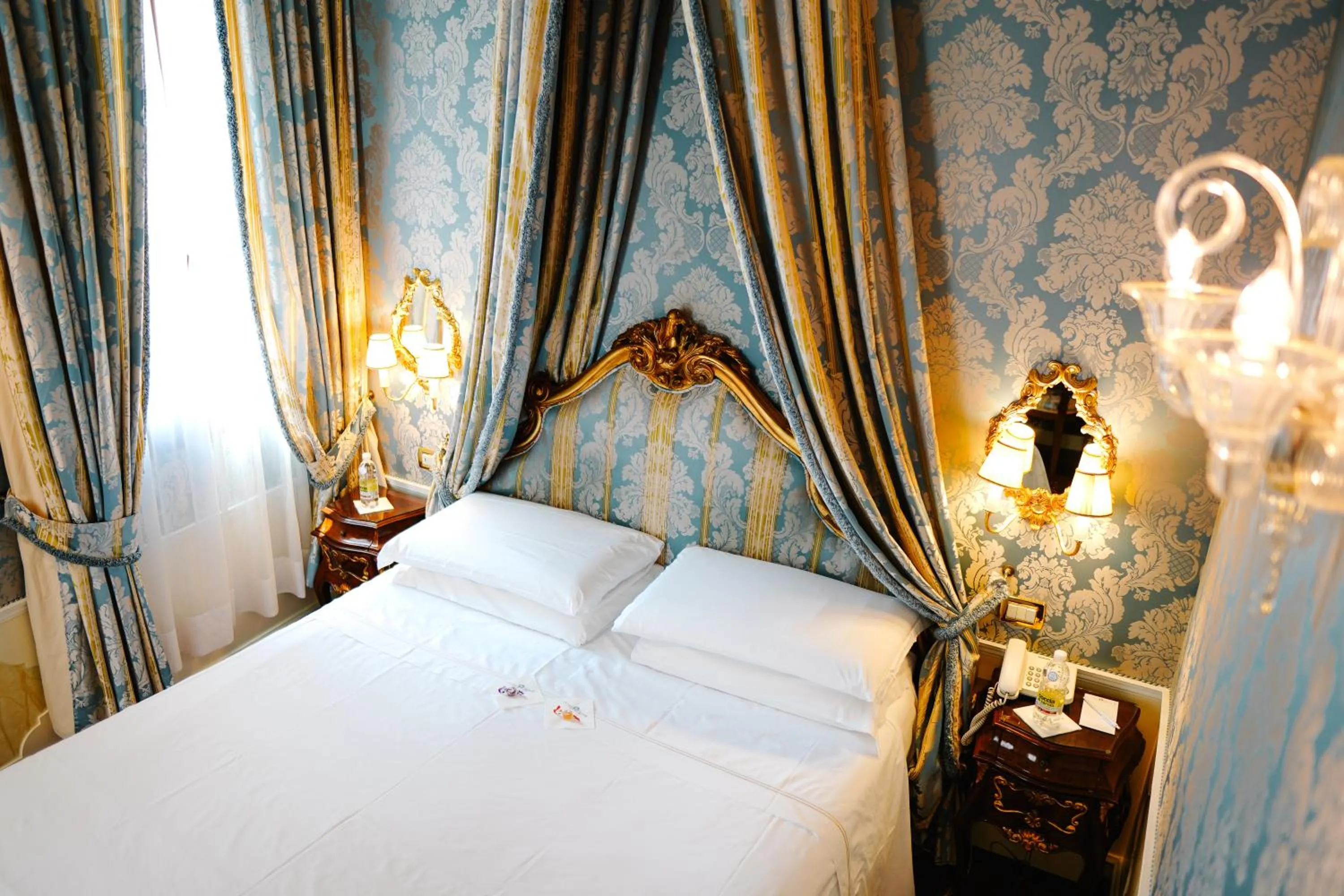 Decorative detail, Bed in Canal Grande
