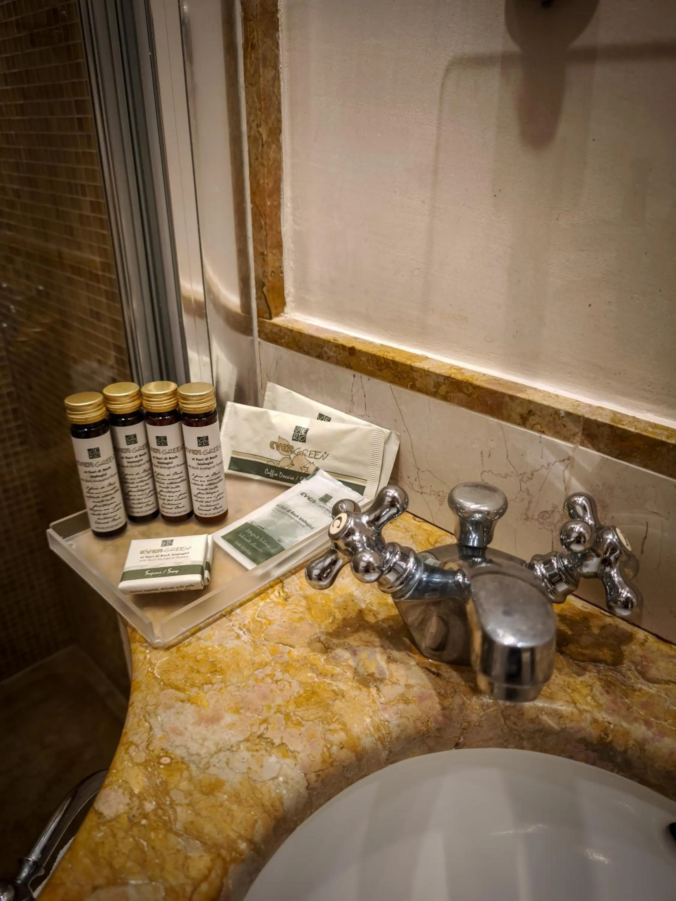 Bathroom in Canal Grande
