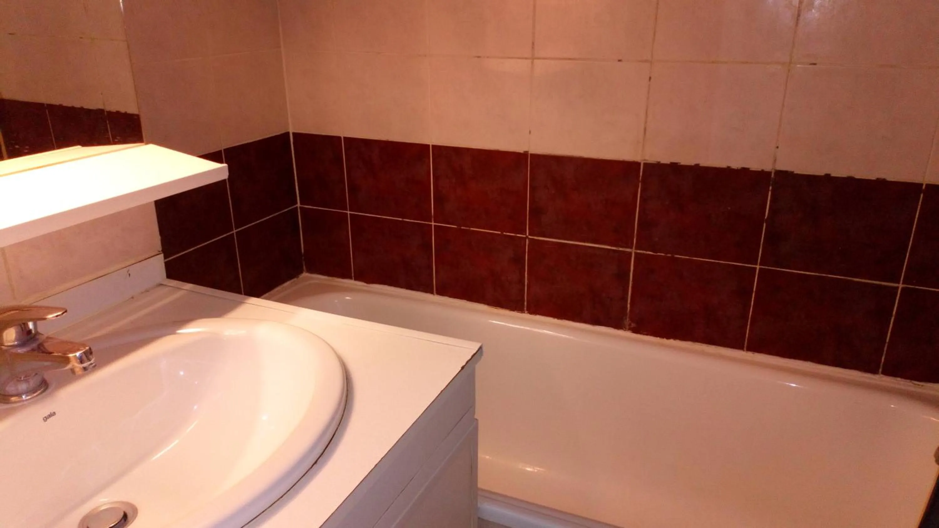 Bathroom in Résidence le Pastel François Verdier