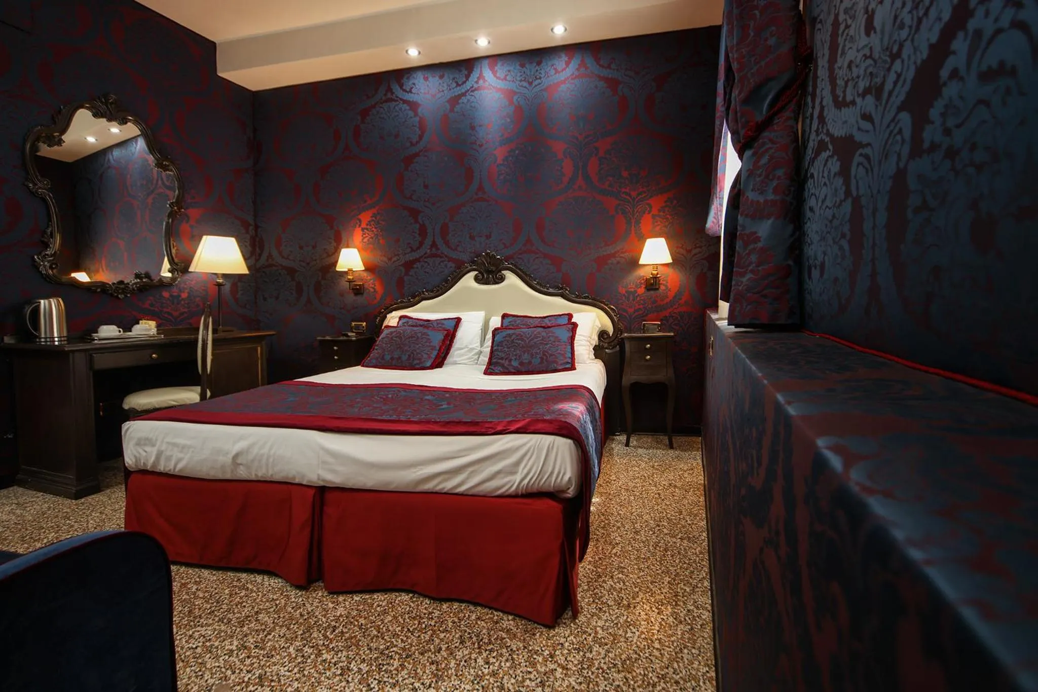 Bedroom, Bed in Locanda Antica Venezia