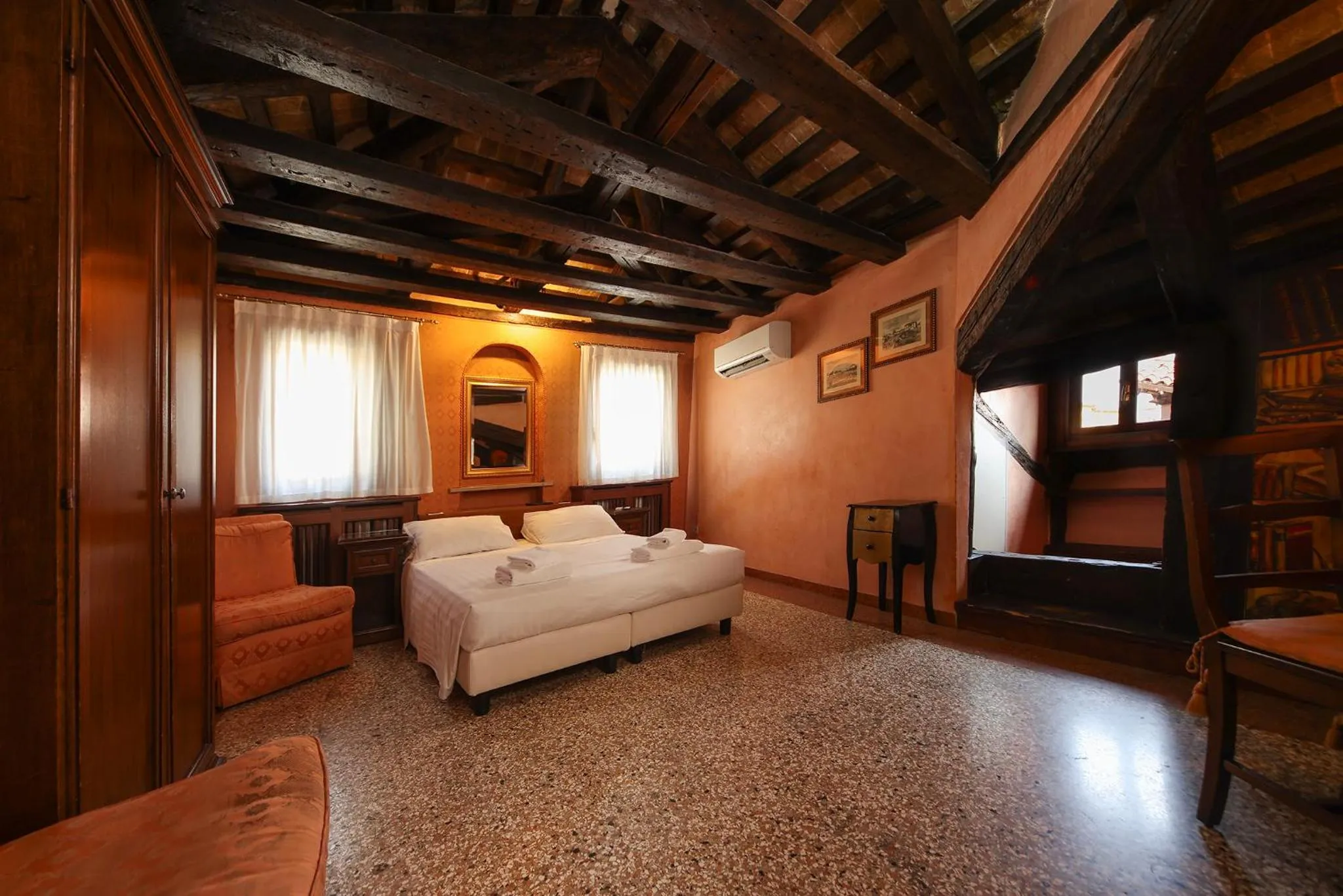 Decorative detail, Bed in Locanda Antica Venezia