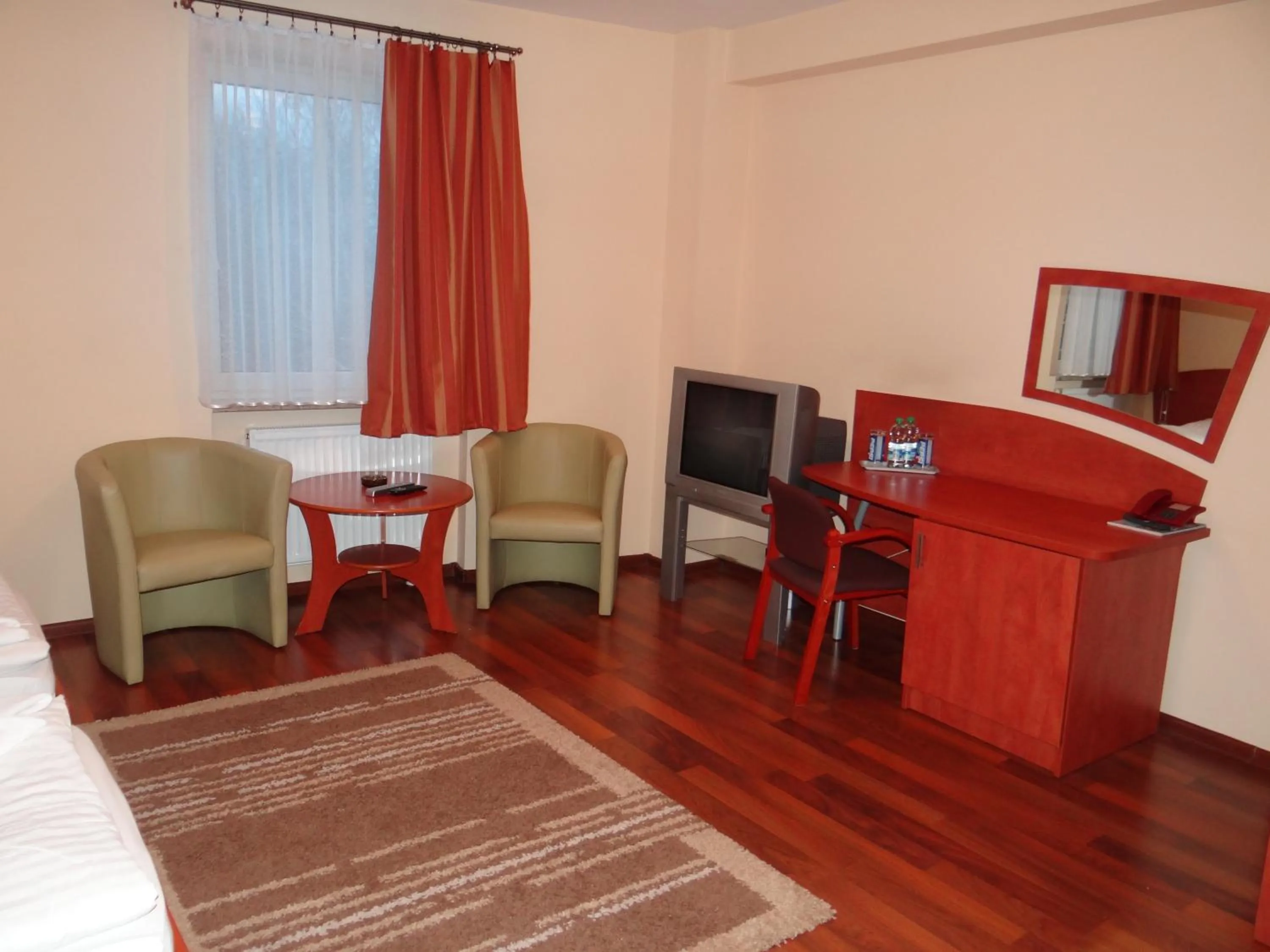 Photo of the whole room in Hotel Restauracja Kinga