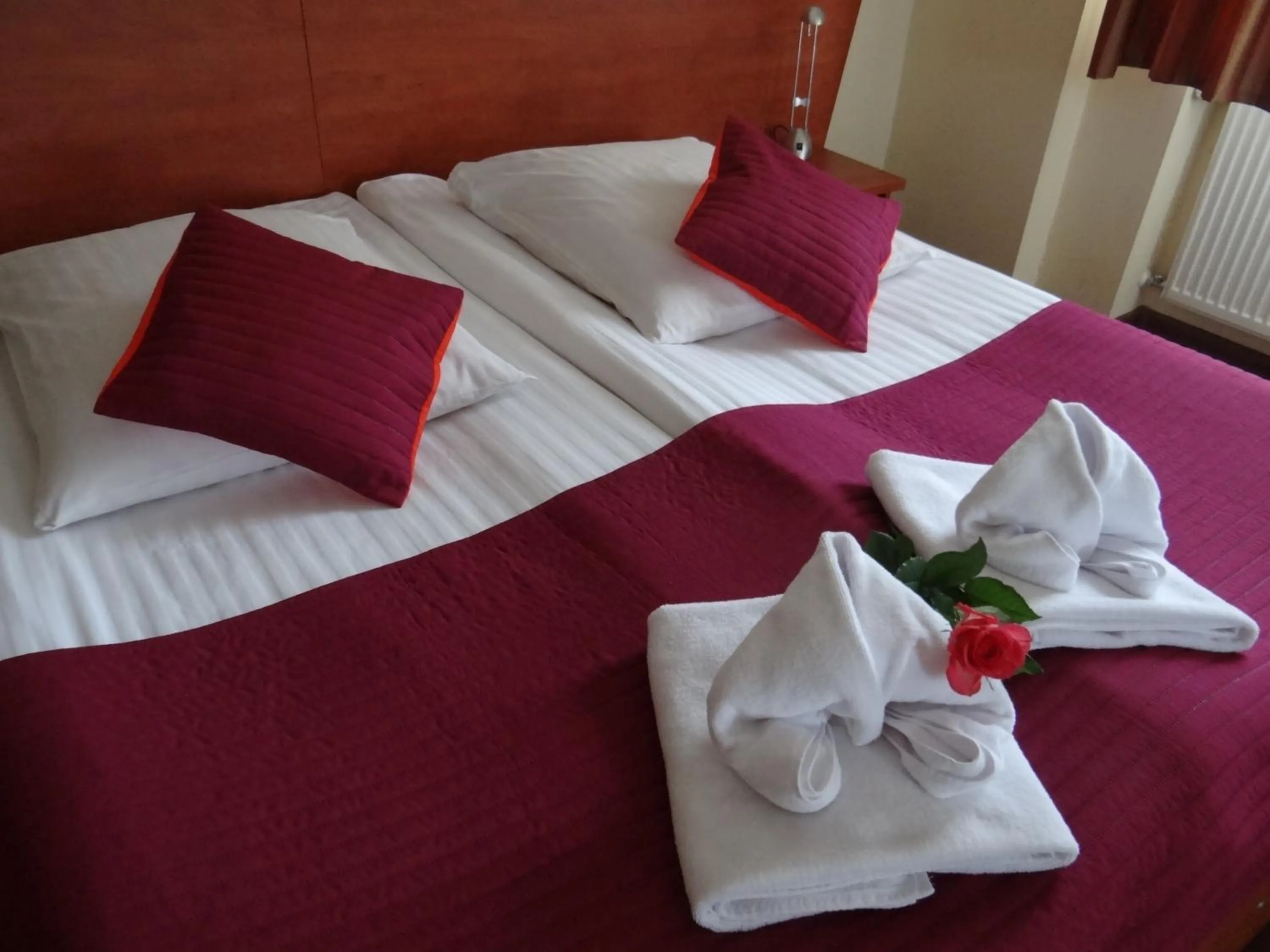 Bed in Hotel Restauracja Kinga