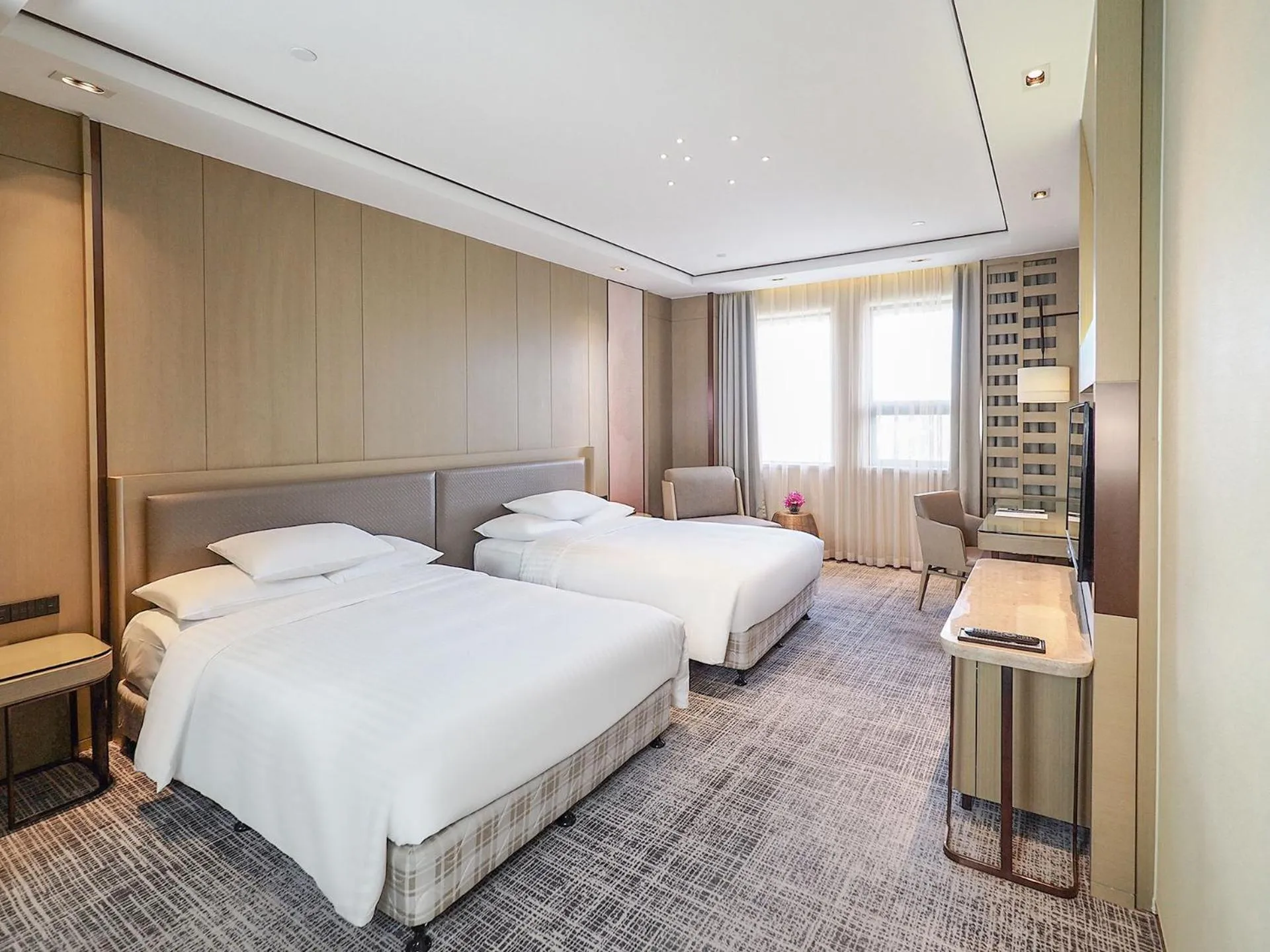 Bed in Courtyard by Marriott Shanghai International Tourism and Resorts Zone