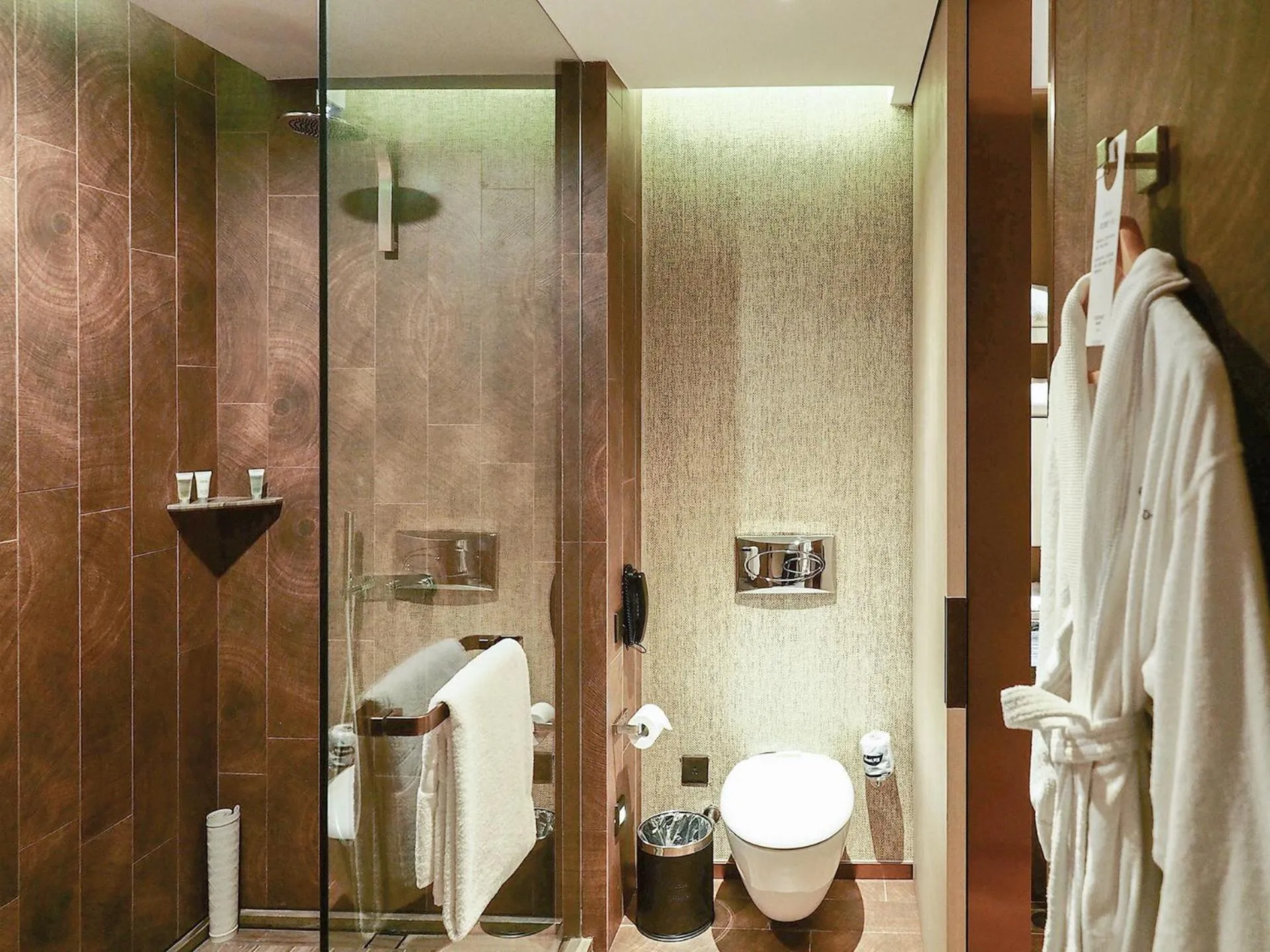 Toilet in Courtyard by Marriott Shanghai International Tourism and Resorts Zone