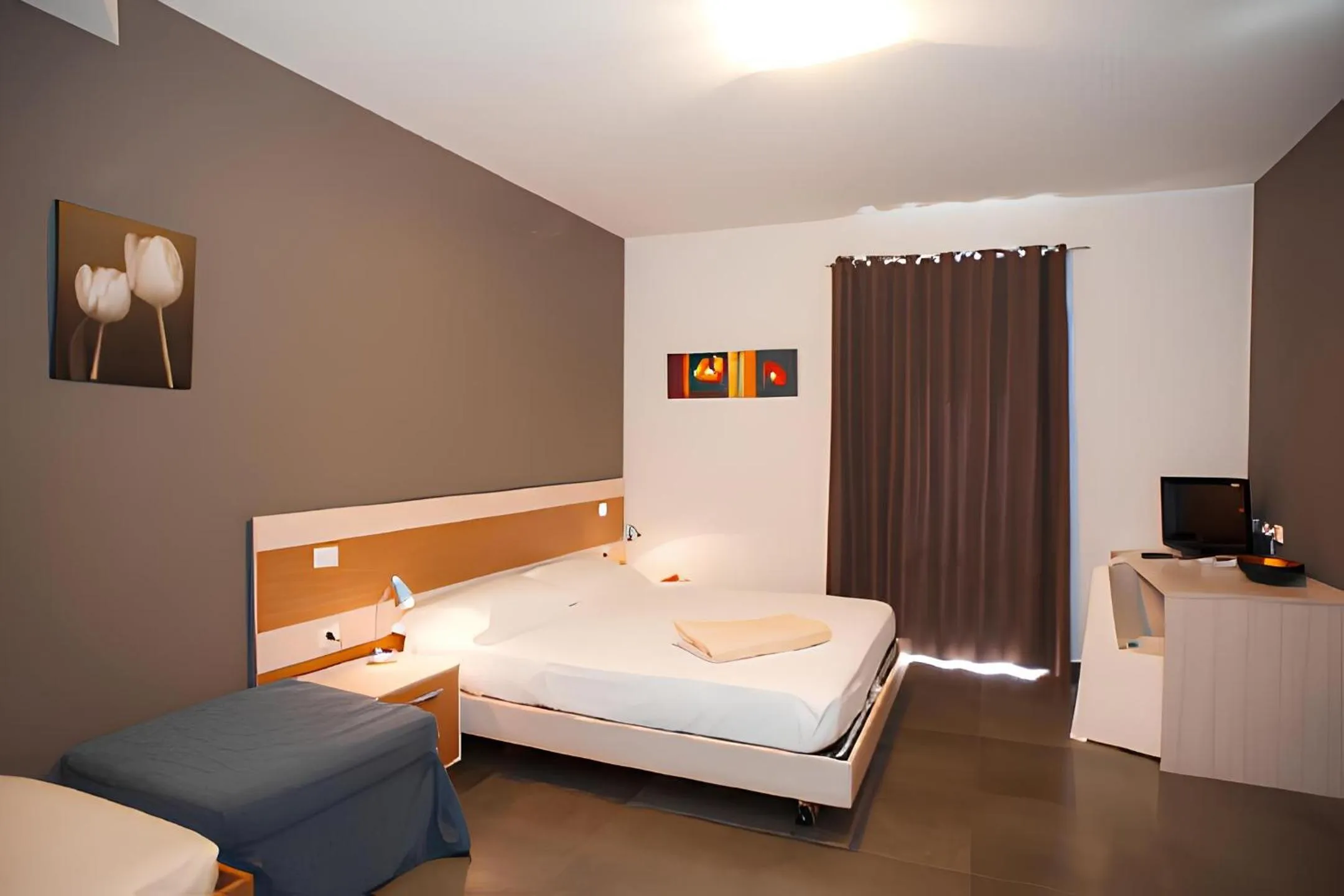 Bedroom in Ragusa Inn