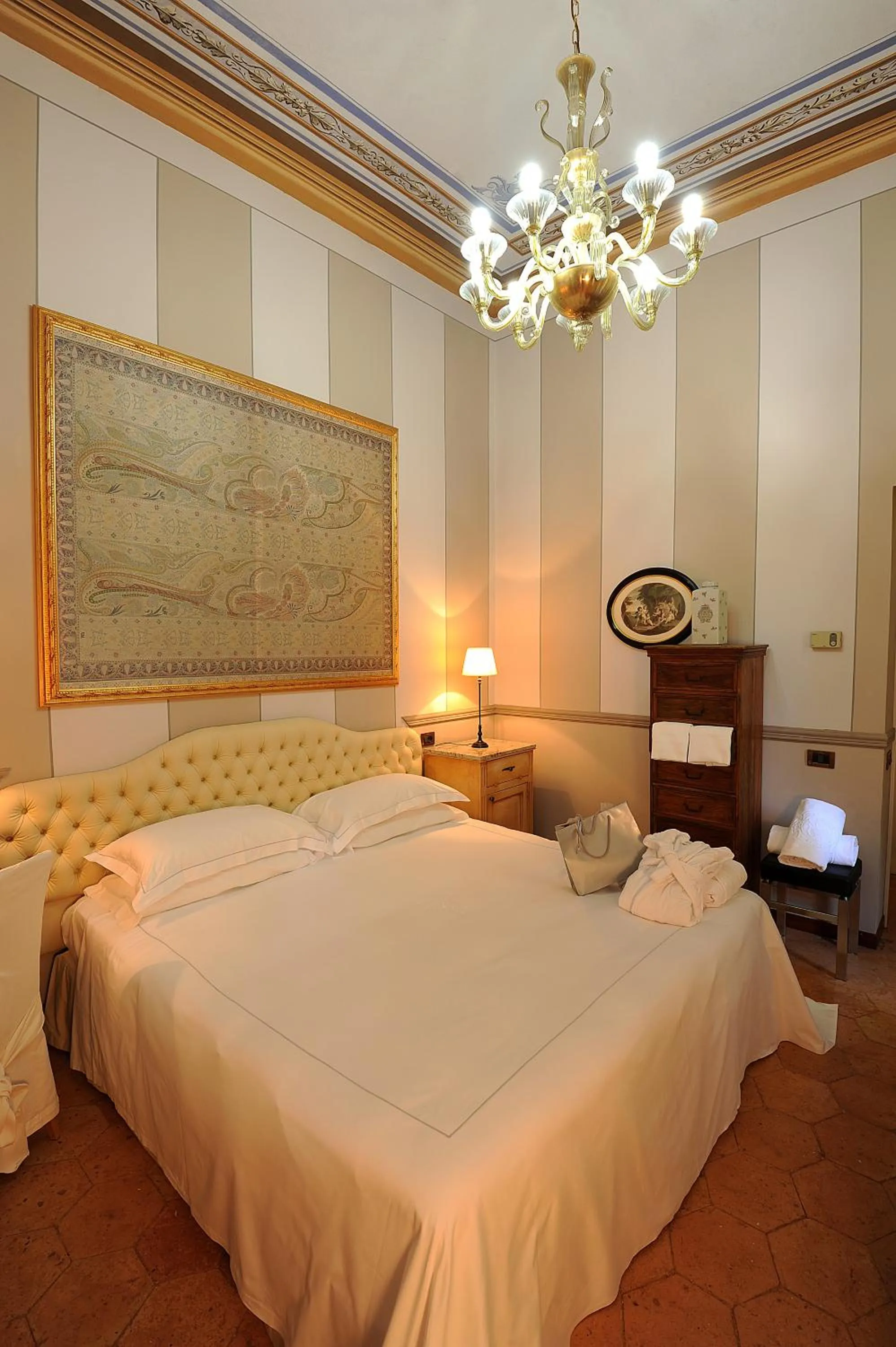 Bed in Hotel Villa Beccaris