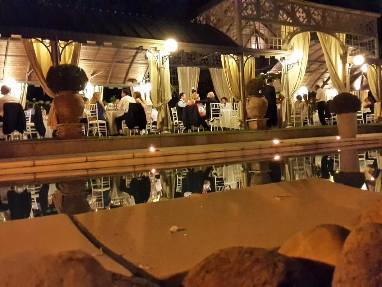 Restaurant/places to eat in Hotel Villa Beccaris