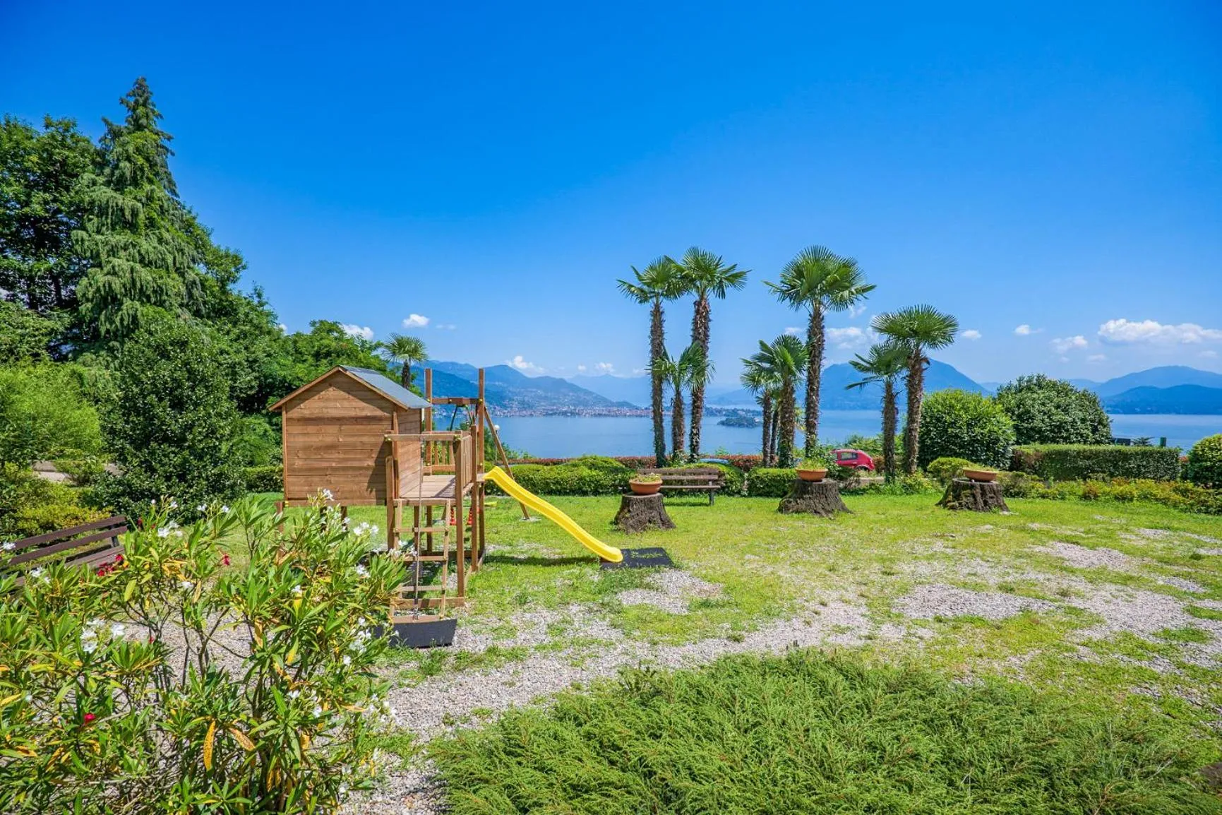 Children play ground in Villa Anna Isole Borromee