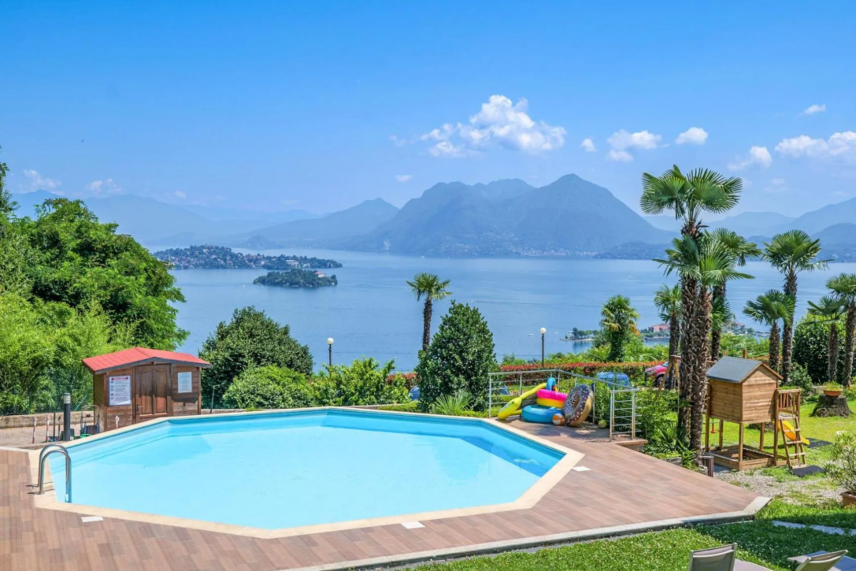 Lake view in Villa Anna Isole Borromee