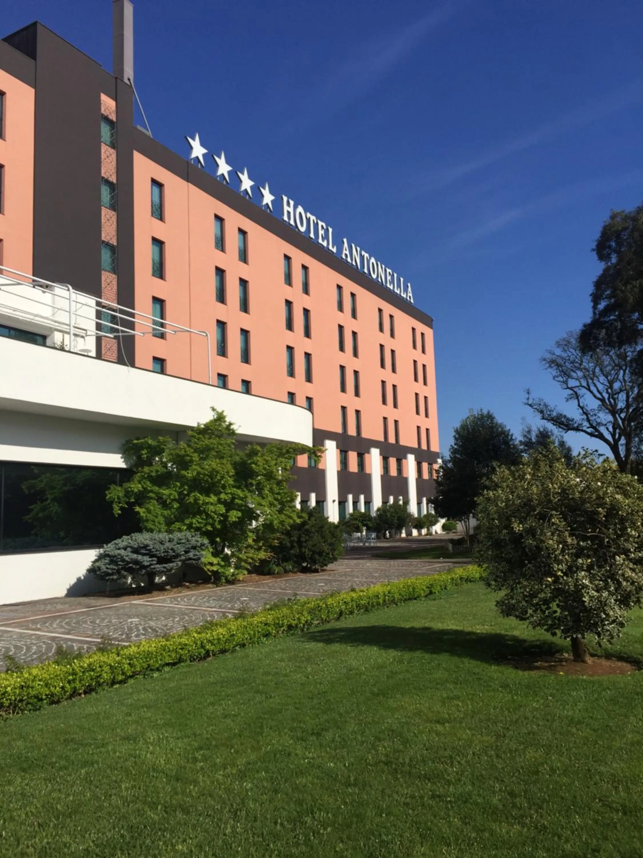 Property building in SHG Hotel Antonella