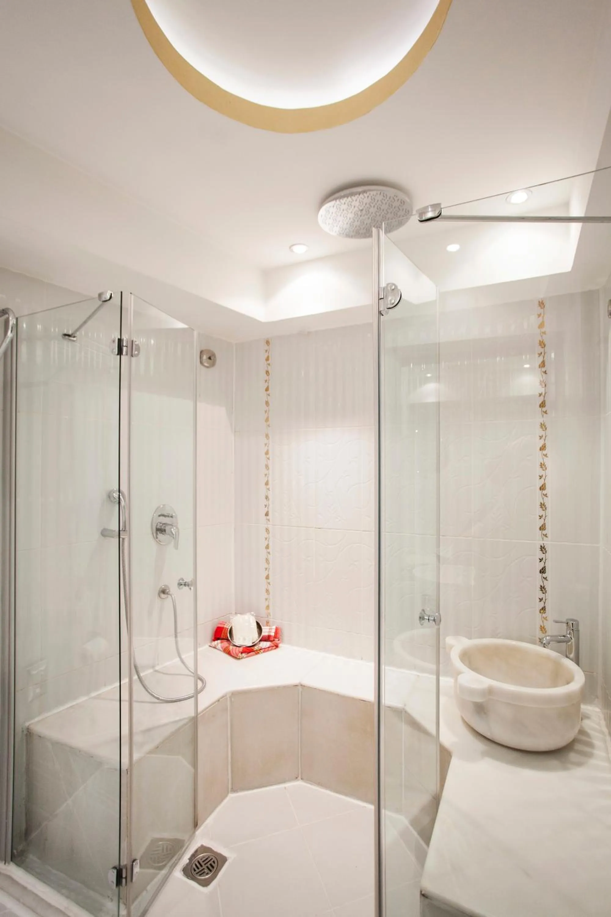 Steam room in Ottoman Hotel Park - Special Category