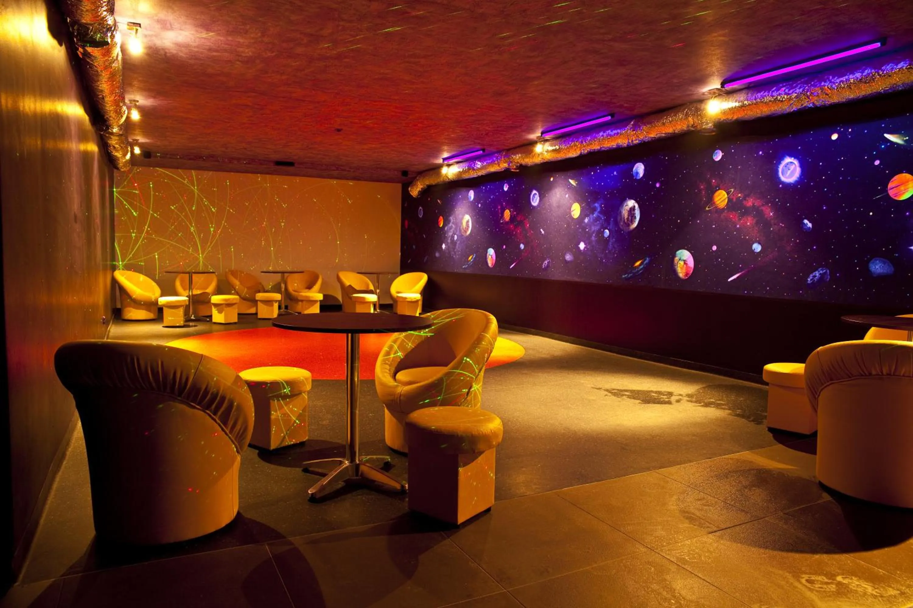 Property building in Hotel Horyzont